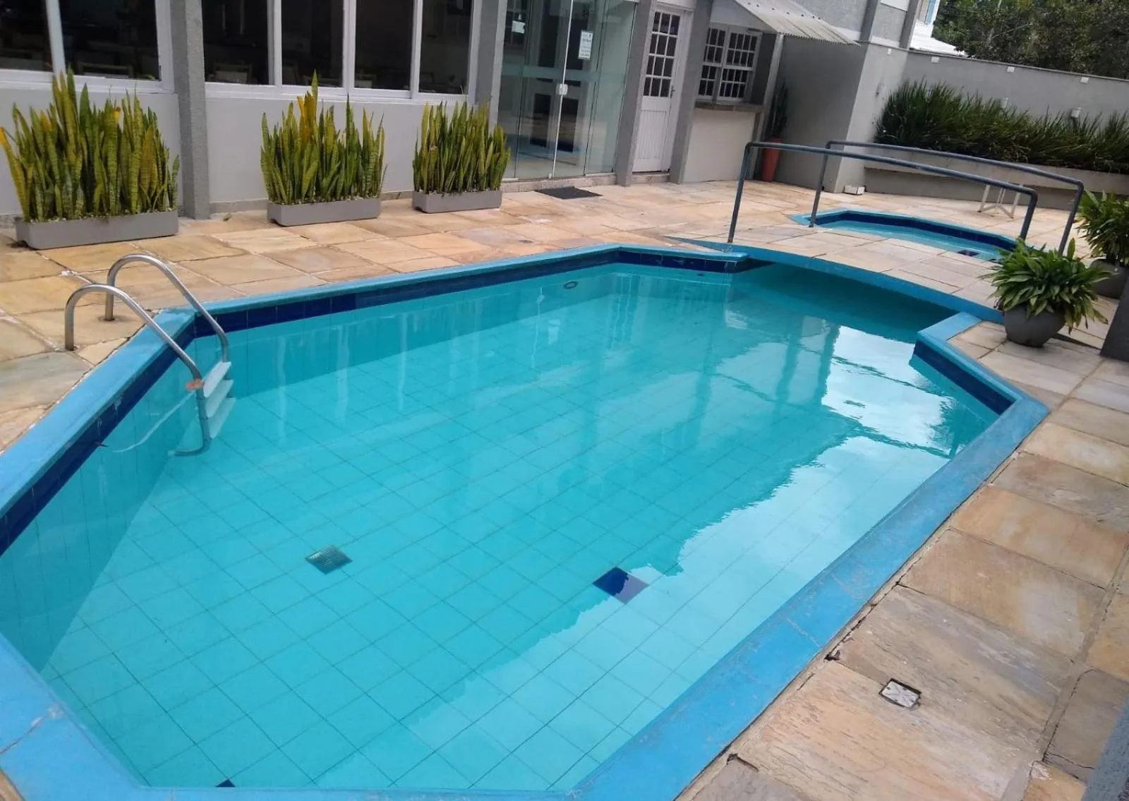 Swimming pool in Caravaggio Praia Hotel