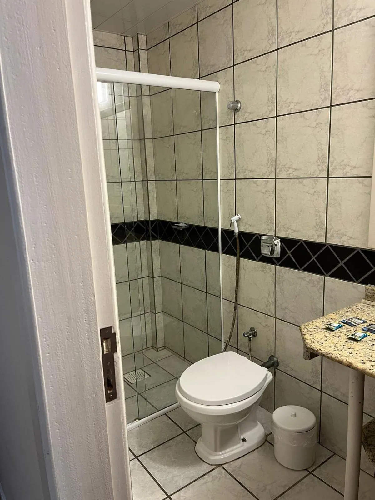 Shower in Caravaggio Praia Hotel