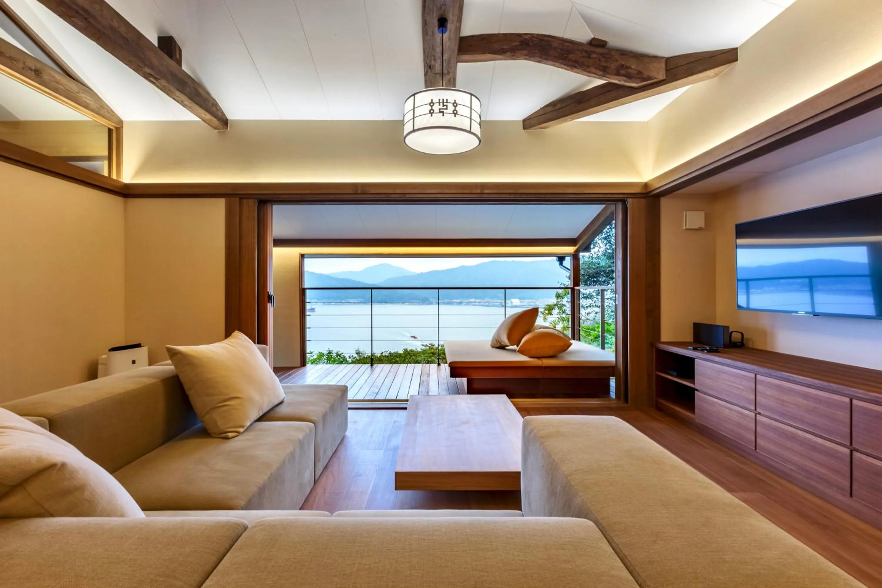 Photo of the whole room in Genmyoan