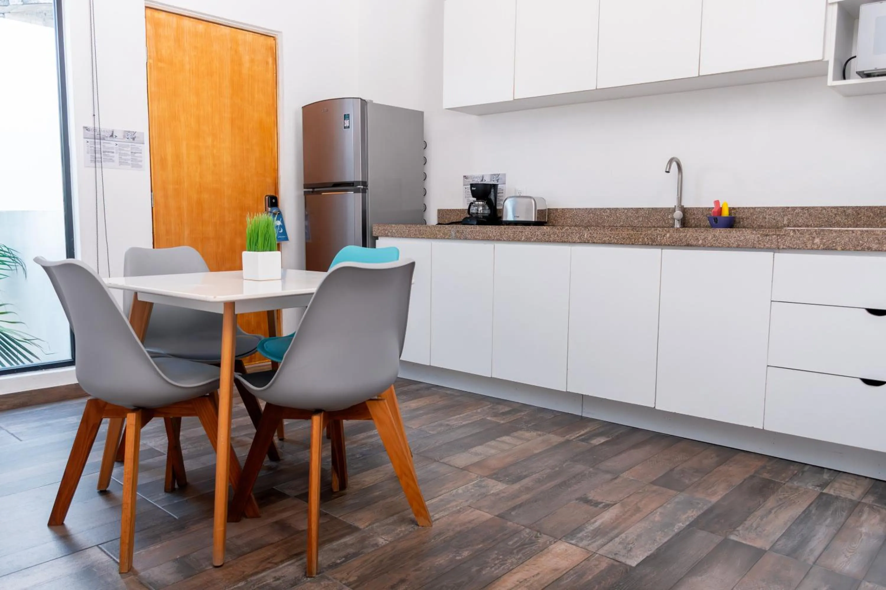 Kitchen or kitchenette in Arkana 9 Suites by Grupo Amber