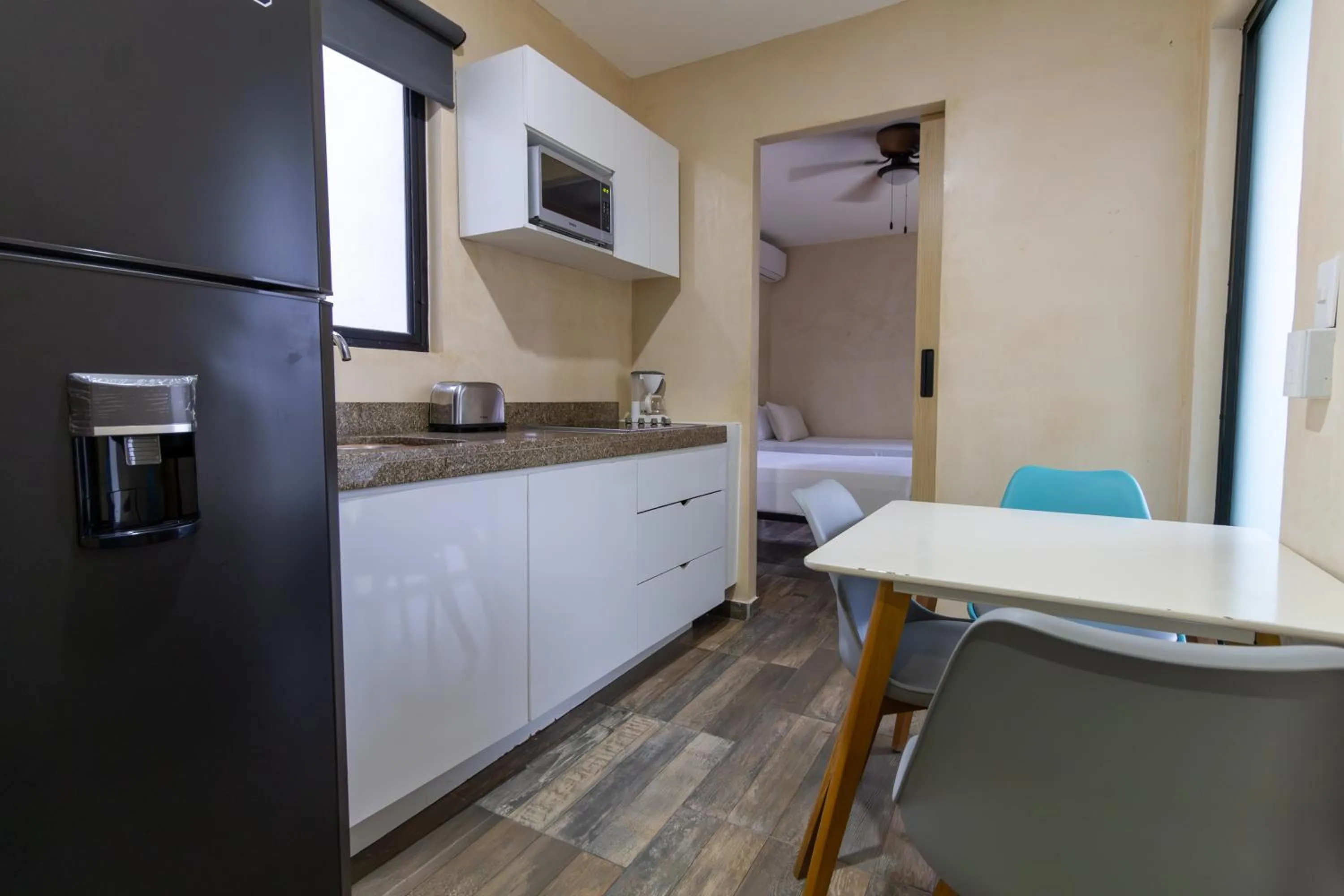 Kitchen or kitchenette in Arkana 9 Suites by Grupo Amber