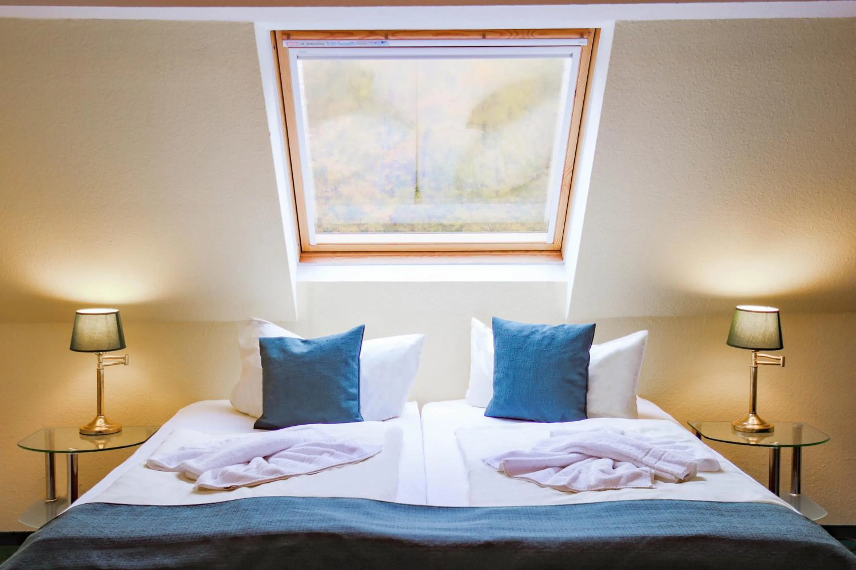 Bedroom, Bed in Ferien Hotel Villa Südharz