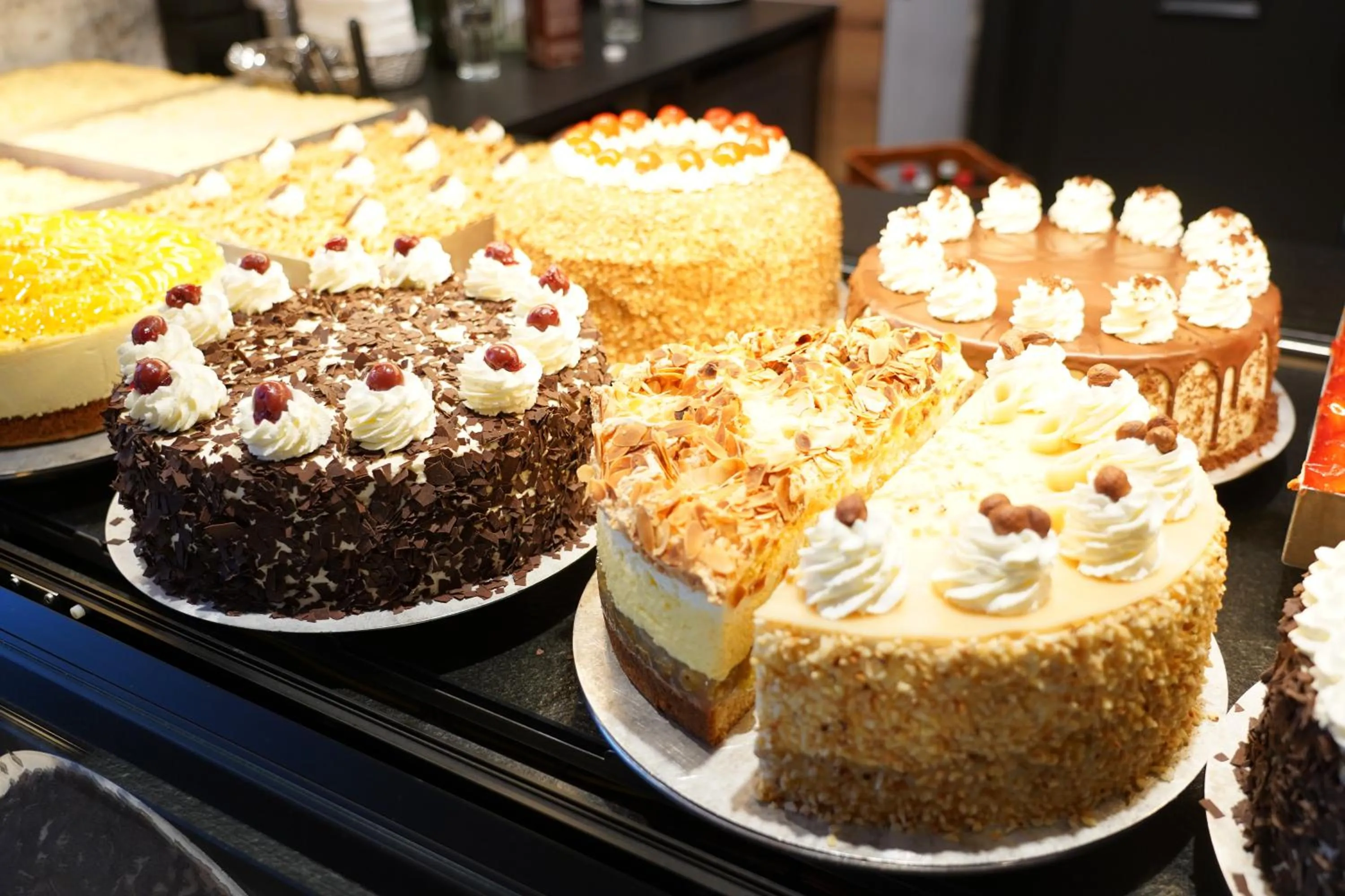 Restaurant/places to eat in Hotel Dreyer Garni