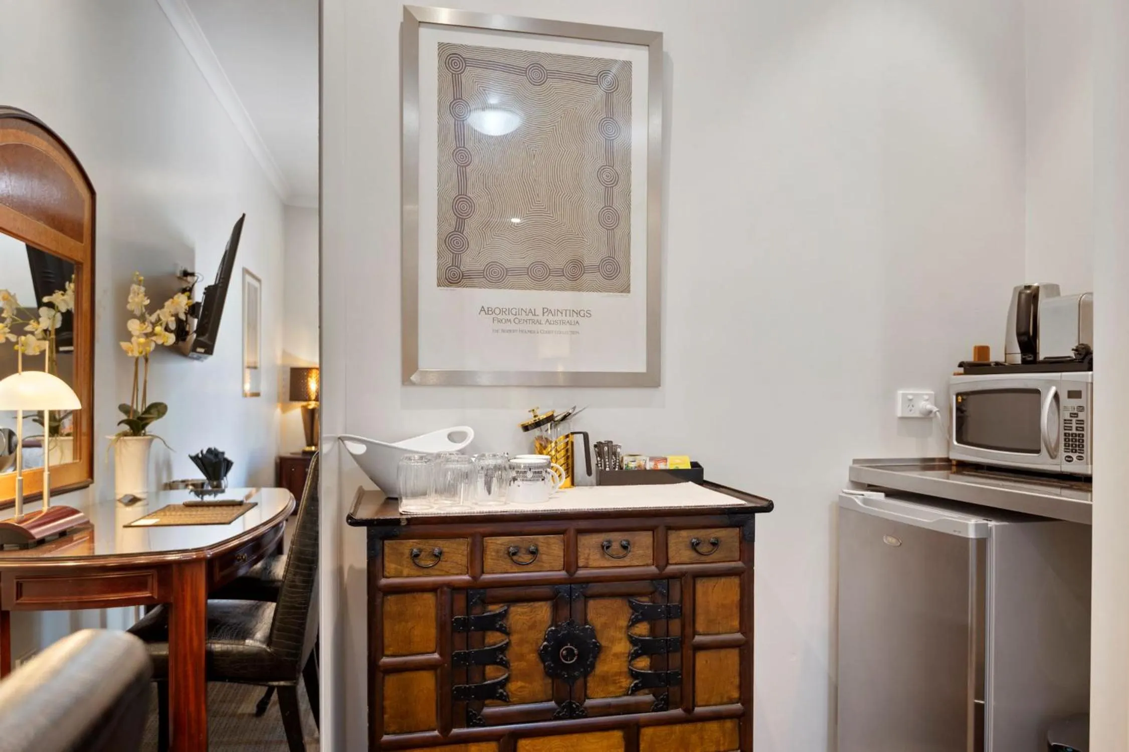 Kitchen or kitchenette in 53 on Victoria