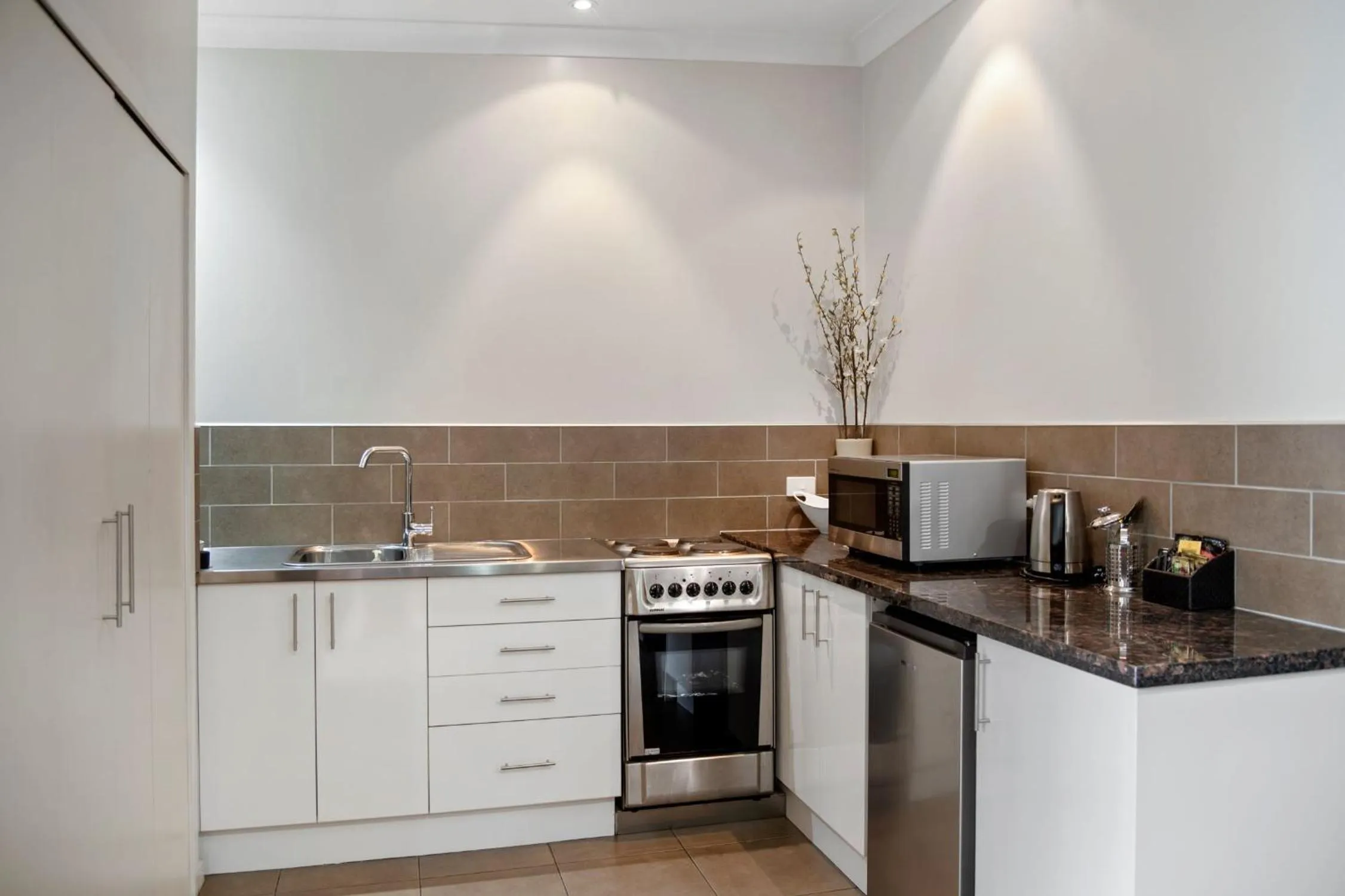 Kitchen or kitchenette in 53 on Victoria