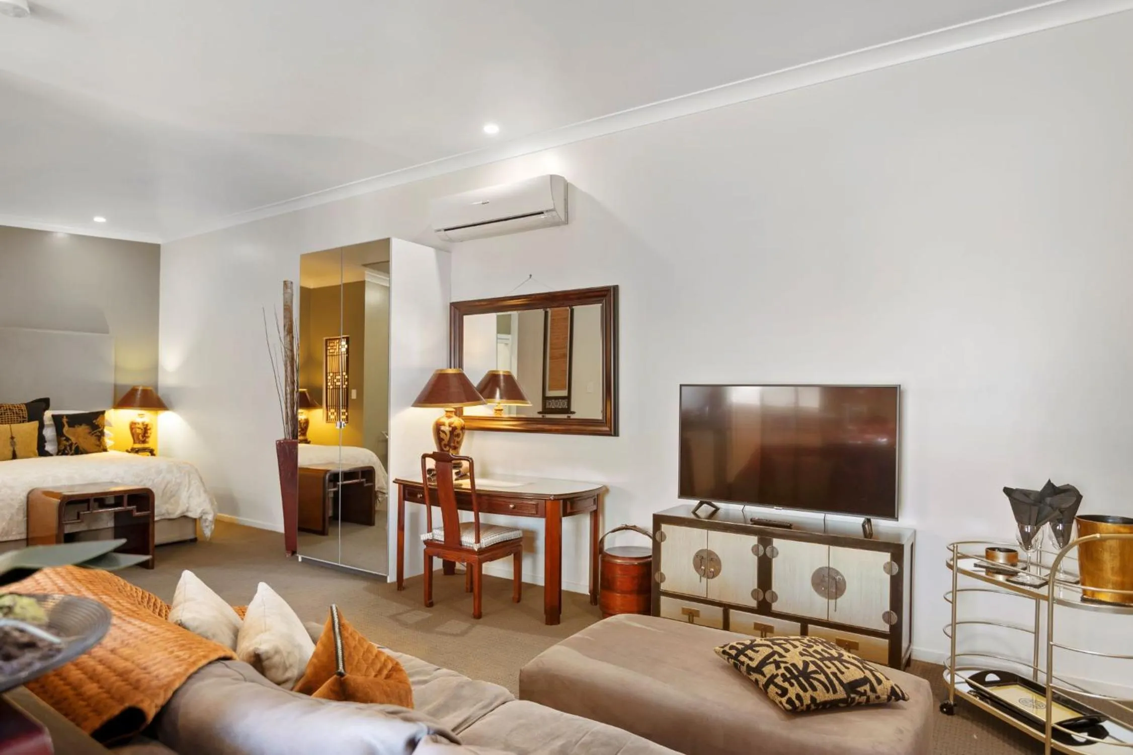 Seating area in 53 on Victoria