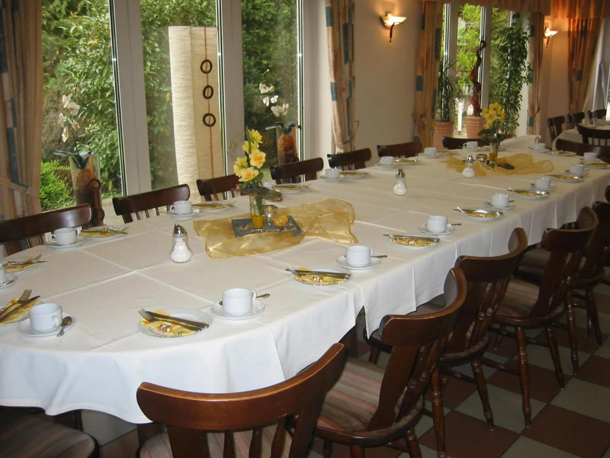 Restaurant/places to eat in Gelder Dyck