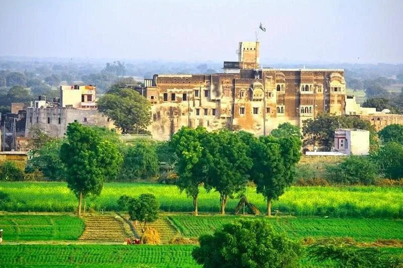 Property building in Fort Barli - A 16th Century Castle