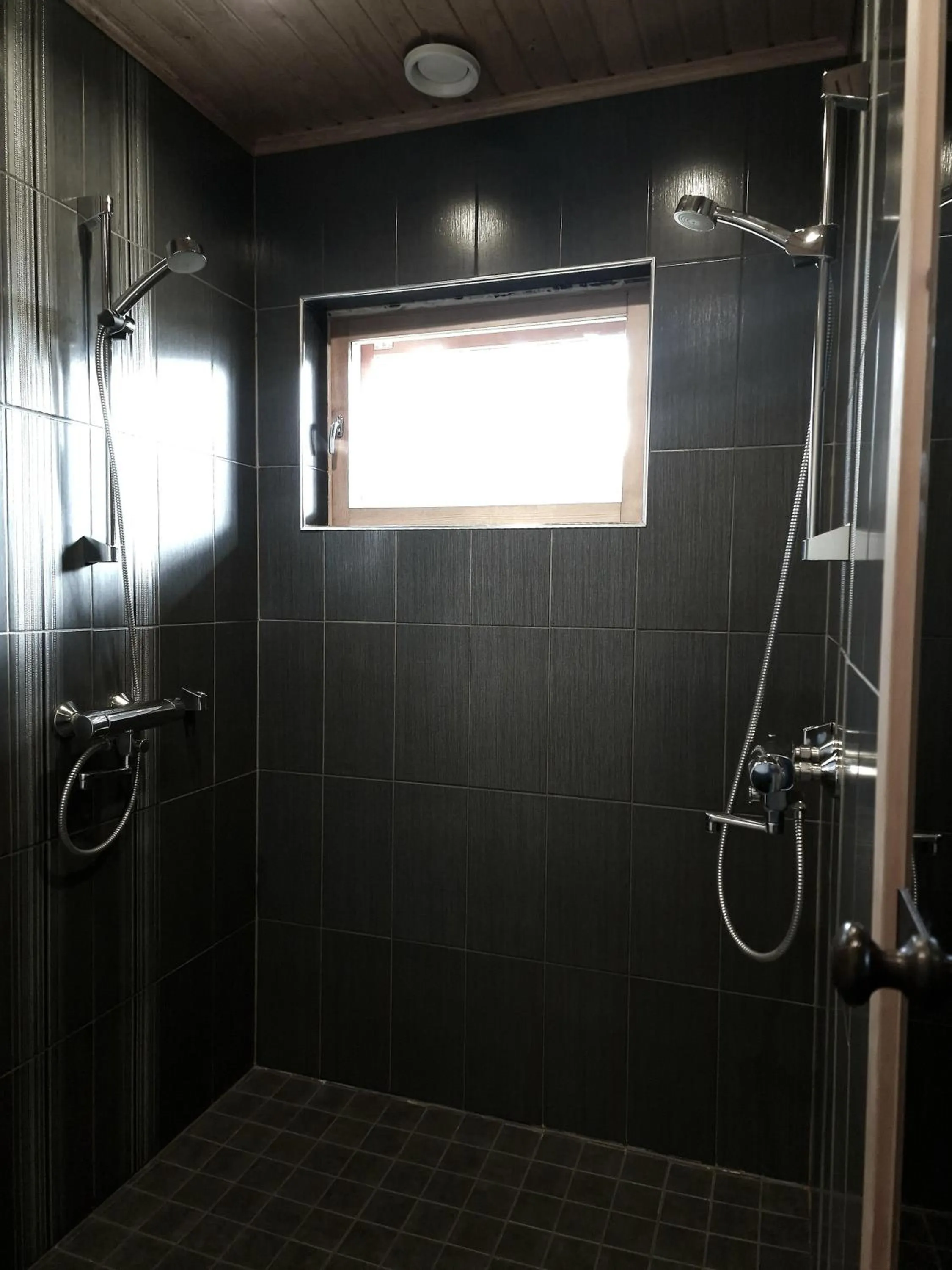 Shower in Napapiirin Järvilomat