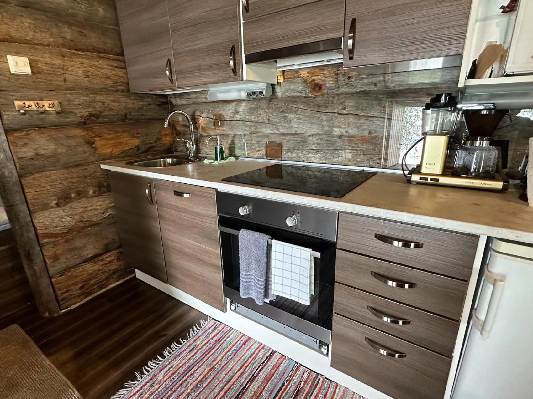 Coffee/tea facilities in Napapiirin Järvilomat