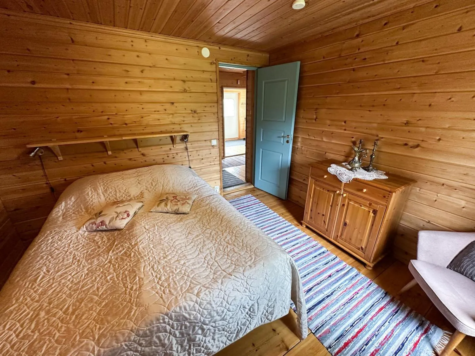 Bed in Napapiirin Järvilomat