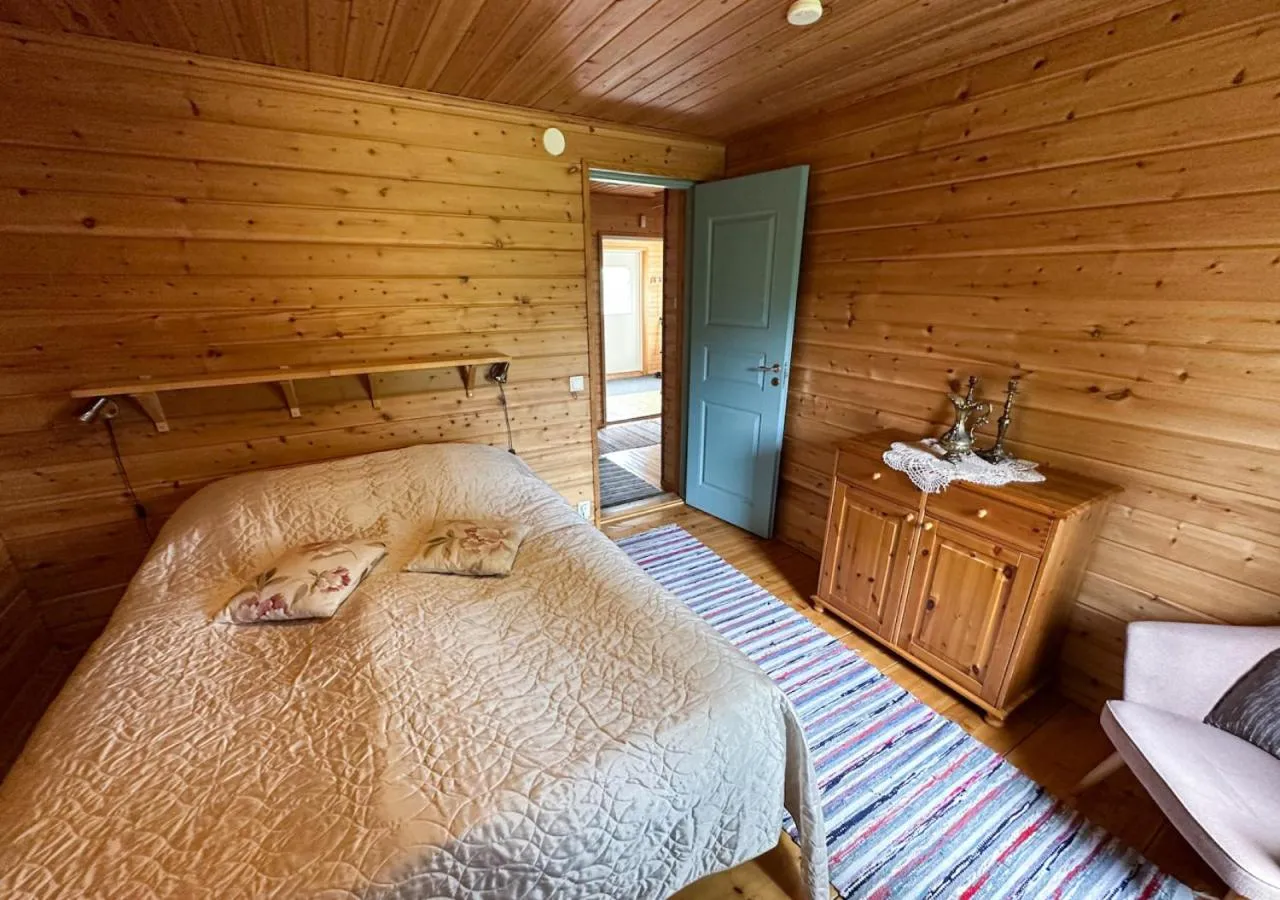 Bedroom, Bed in Napapiirin Järvilomat