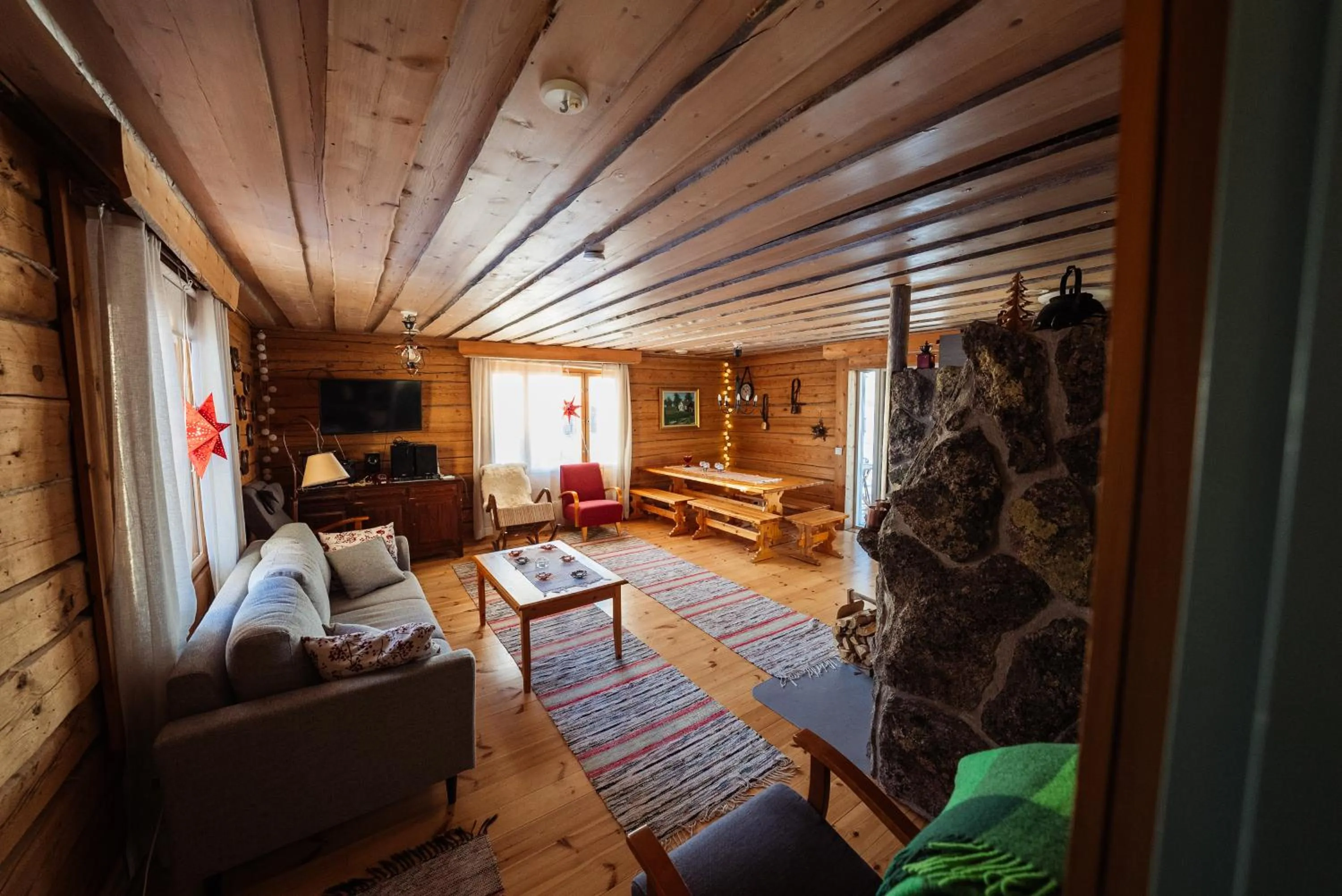 Living room in Napapiirin Järvilomat