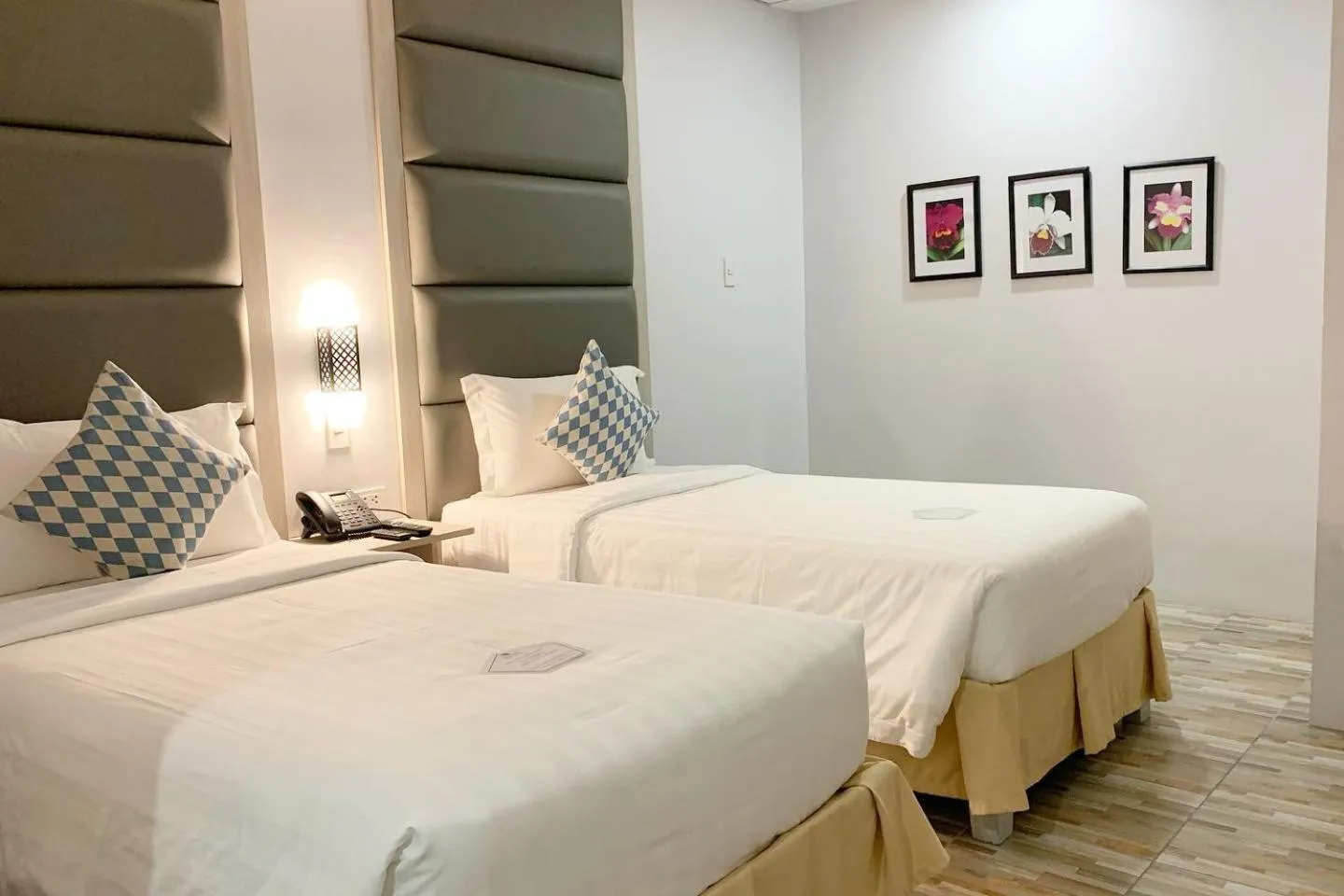 Bed in Amethyst Boutique Hotel Cebu powered by Cocotel