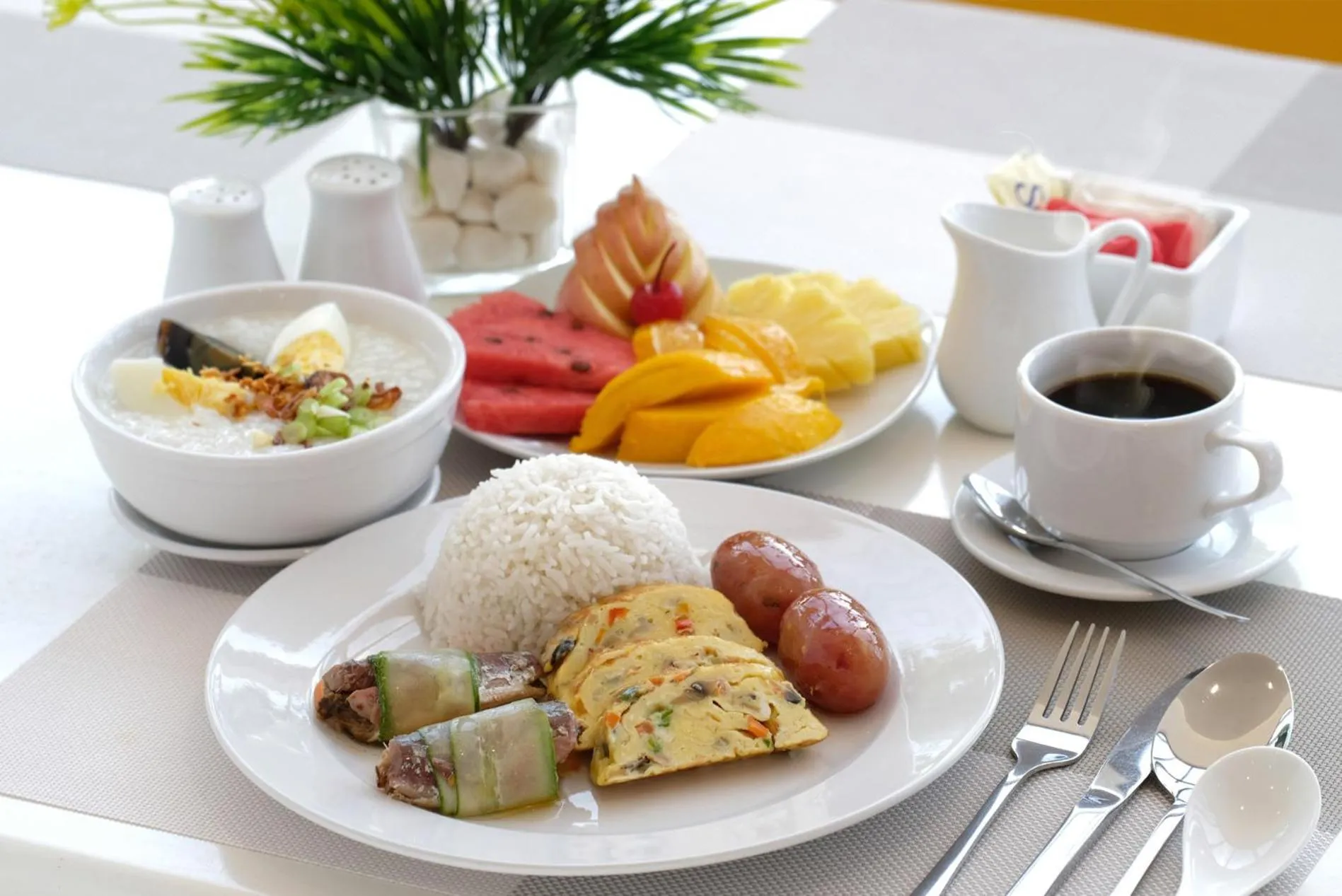 Restaurant/places to eat in Amethyst Boutique Hotel Cebu powered by Cocotel