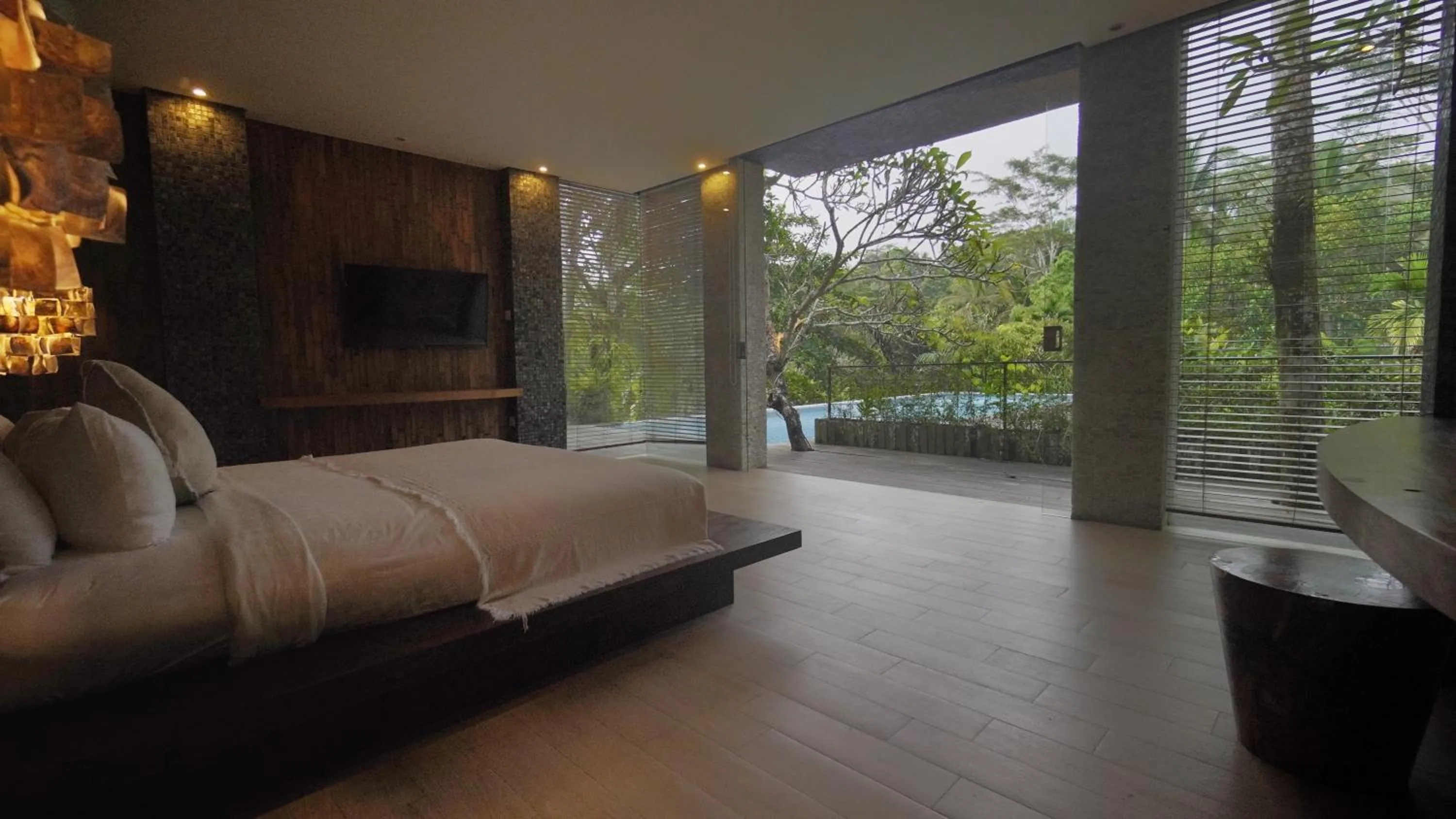 Bed in Sandhya Villa Ubud