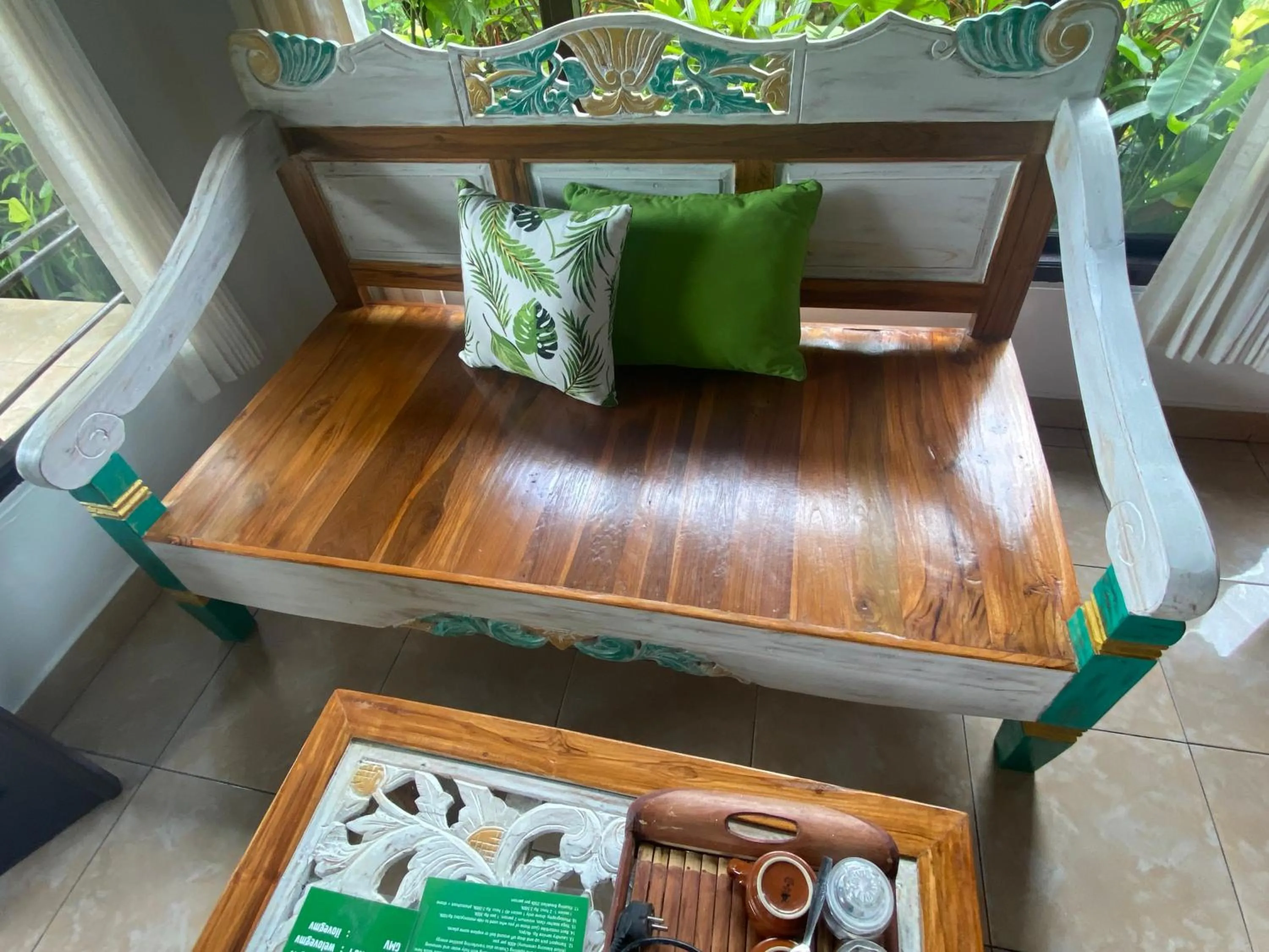 Coffee/tea facilities in Great Mountain Views Villa Resort