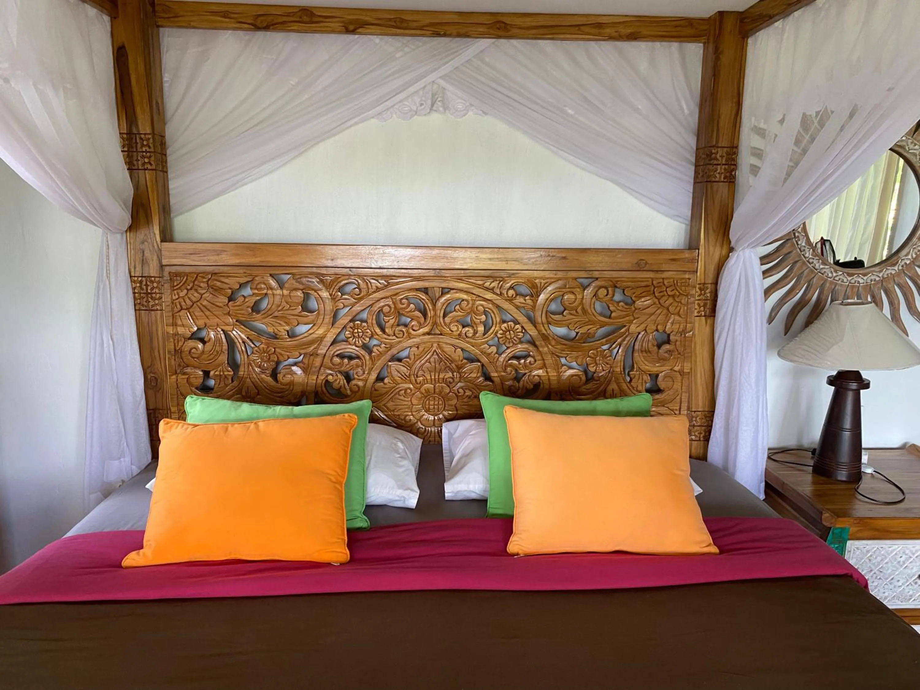 Bed in Great Mountain Views Villa Resort