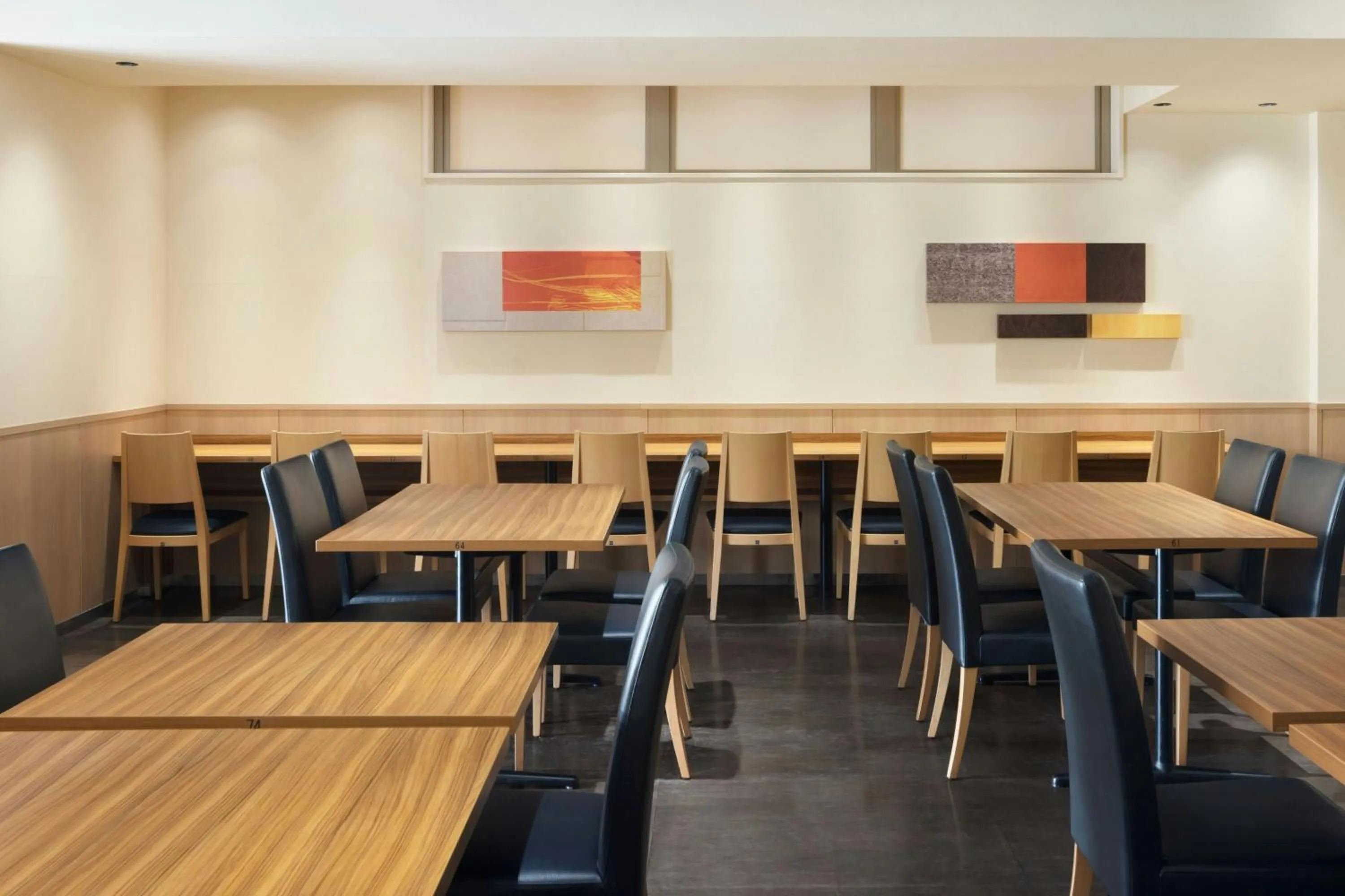 Restaurant/places to eat in UNIZO INN Osaka Kitahama