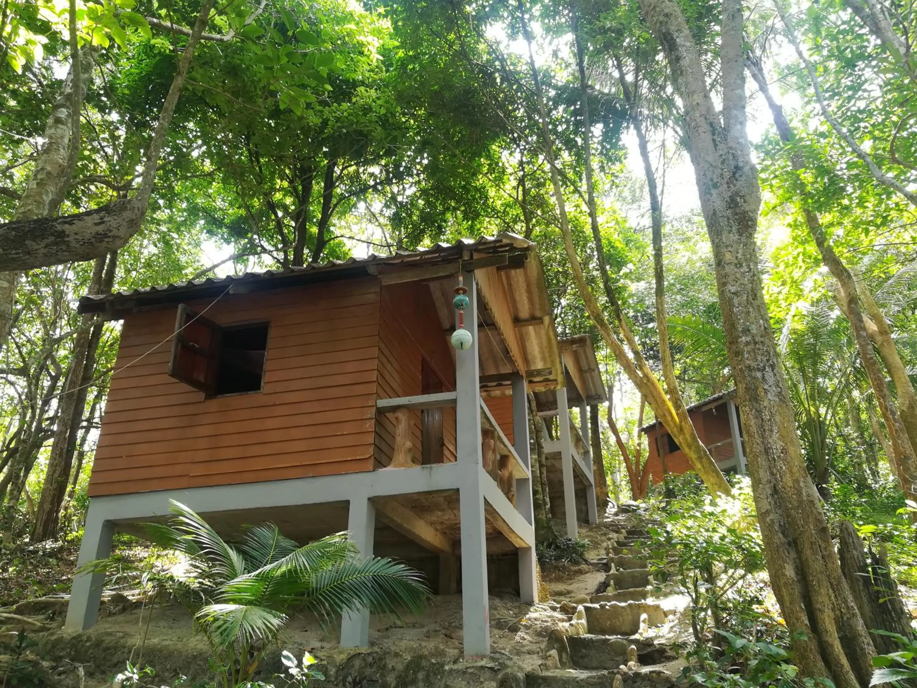 Bungalow with Garden View in Lae Tawan Bungalow
