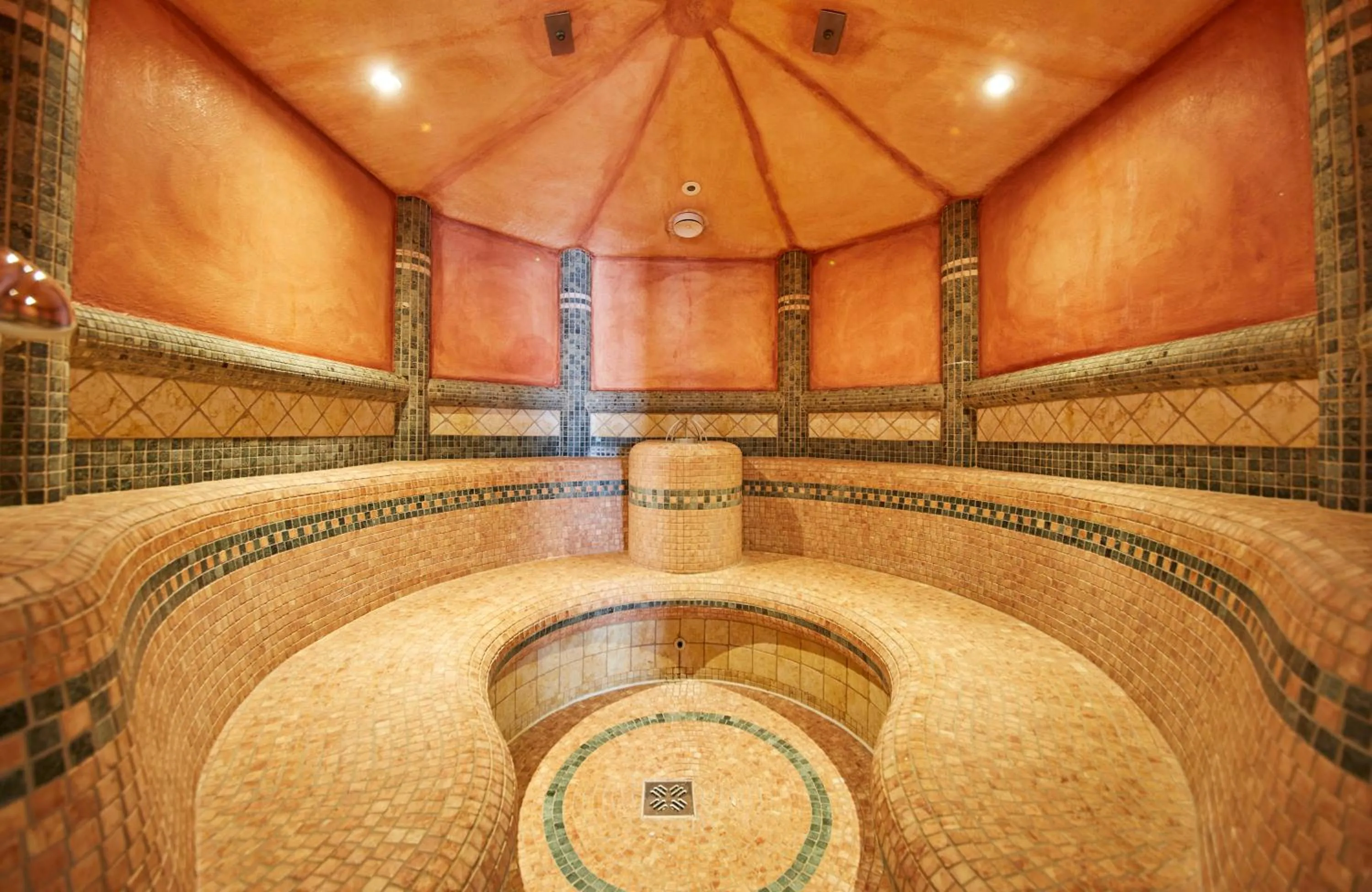 Steam room in Hotel Römerhof