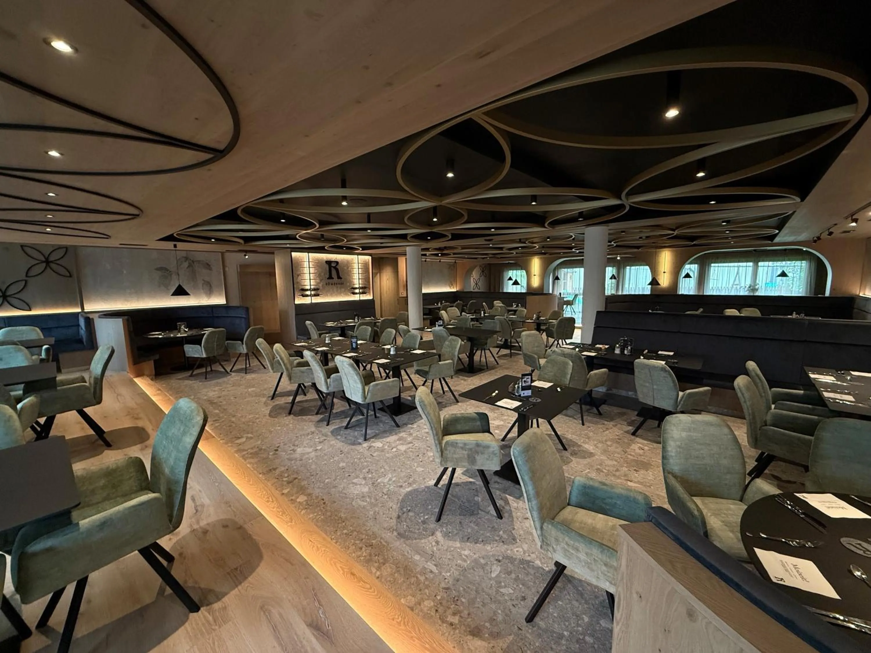 Restaurant/places to eat in Hotel Römerhof