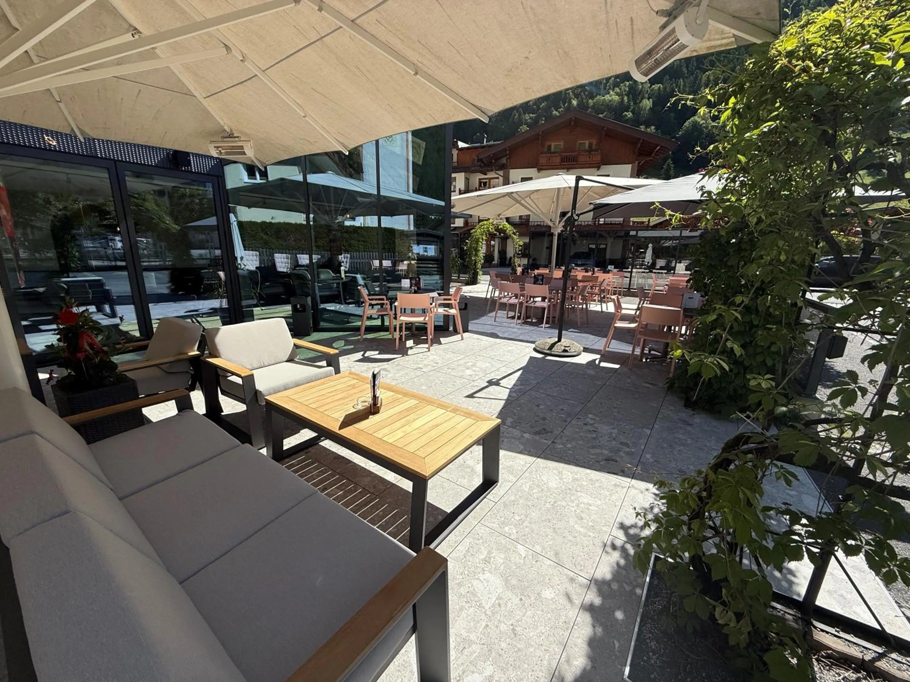 Restaurant/places to eat in Hotel Römerhof