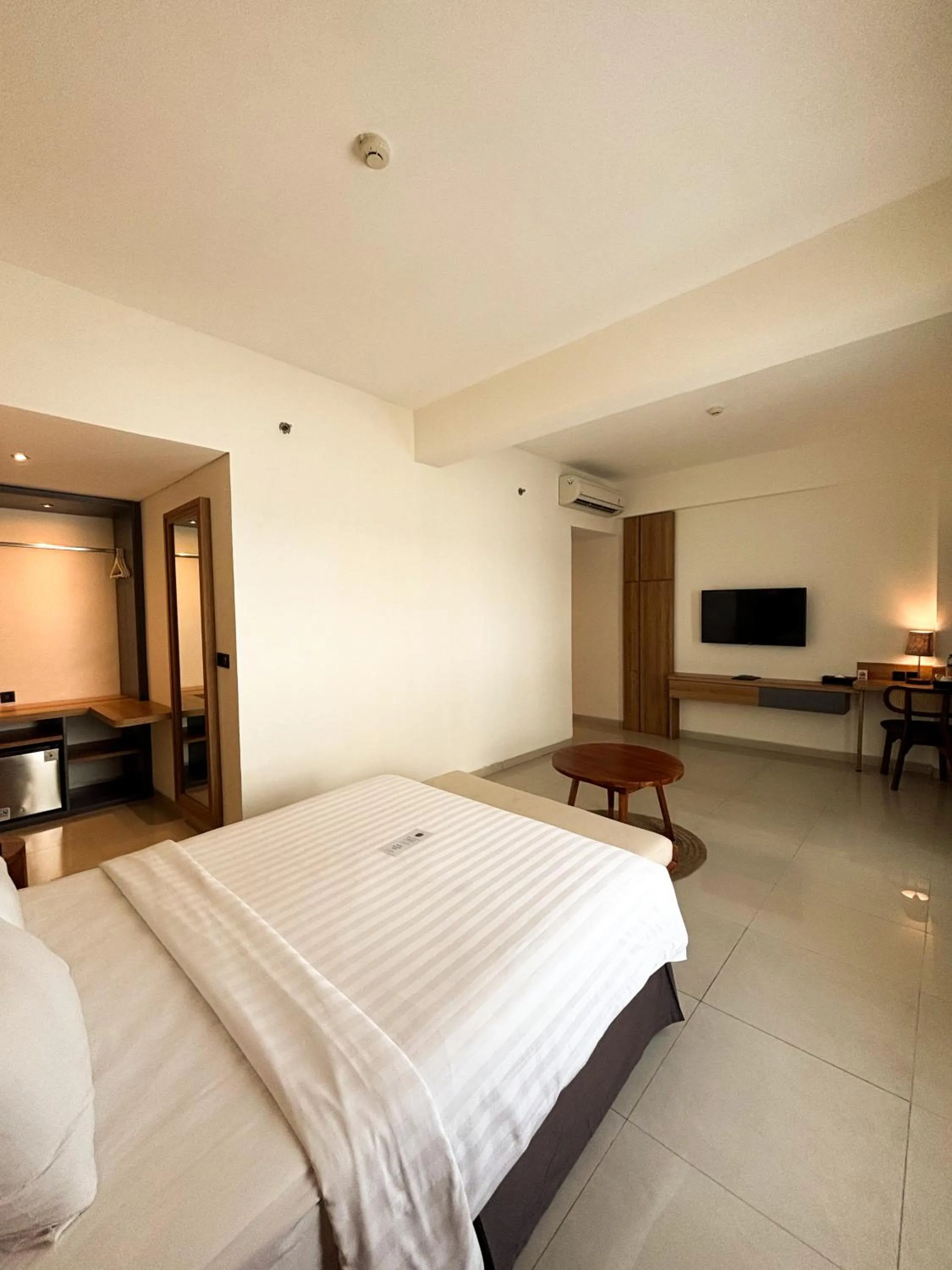 Bed in Crystalkuta Hotel - Bali