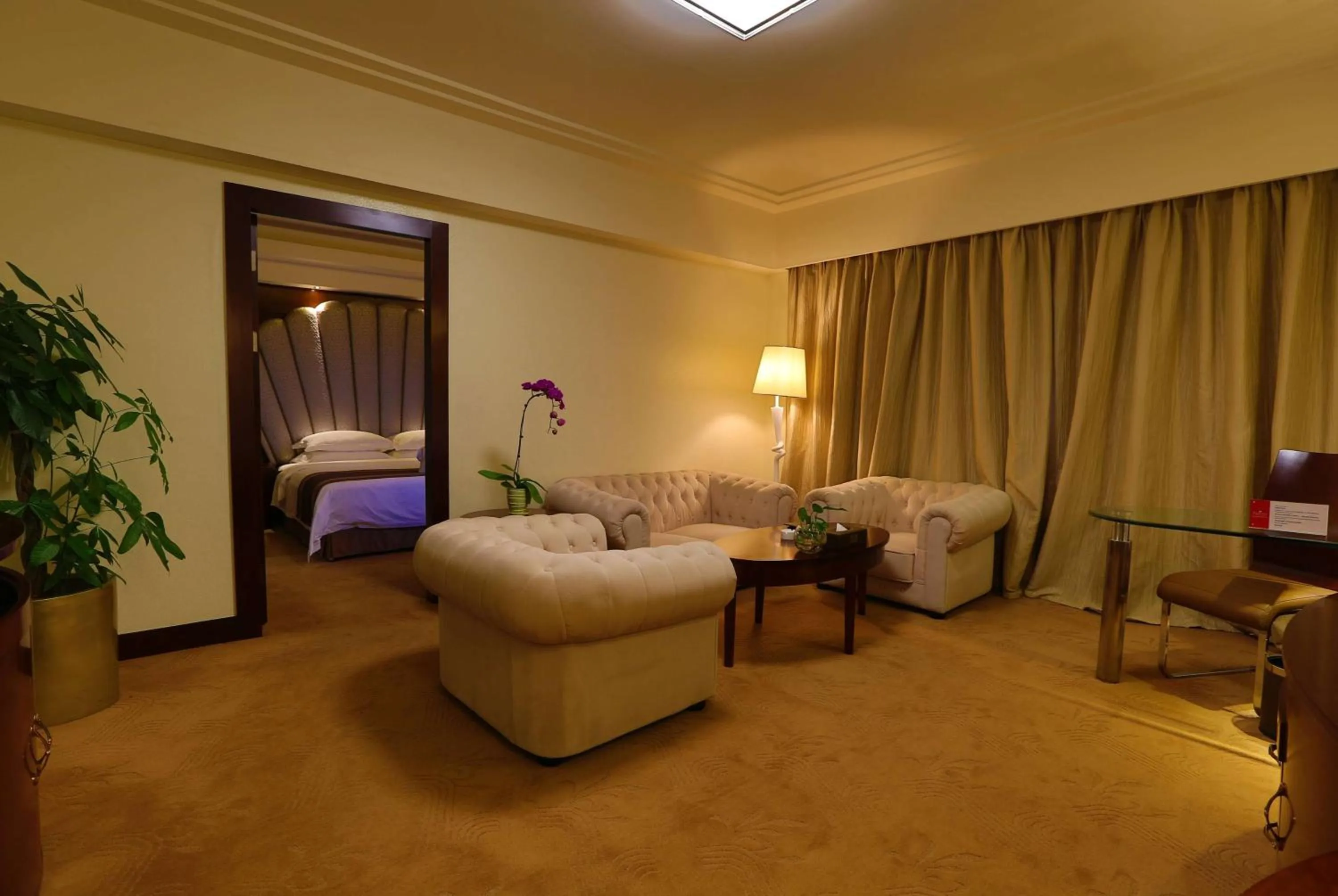 Photo of the whole room in Ramada Chengdu North