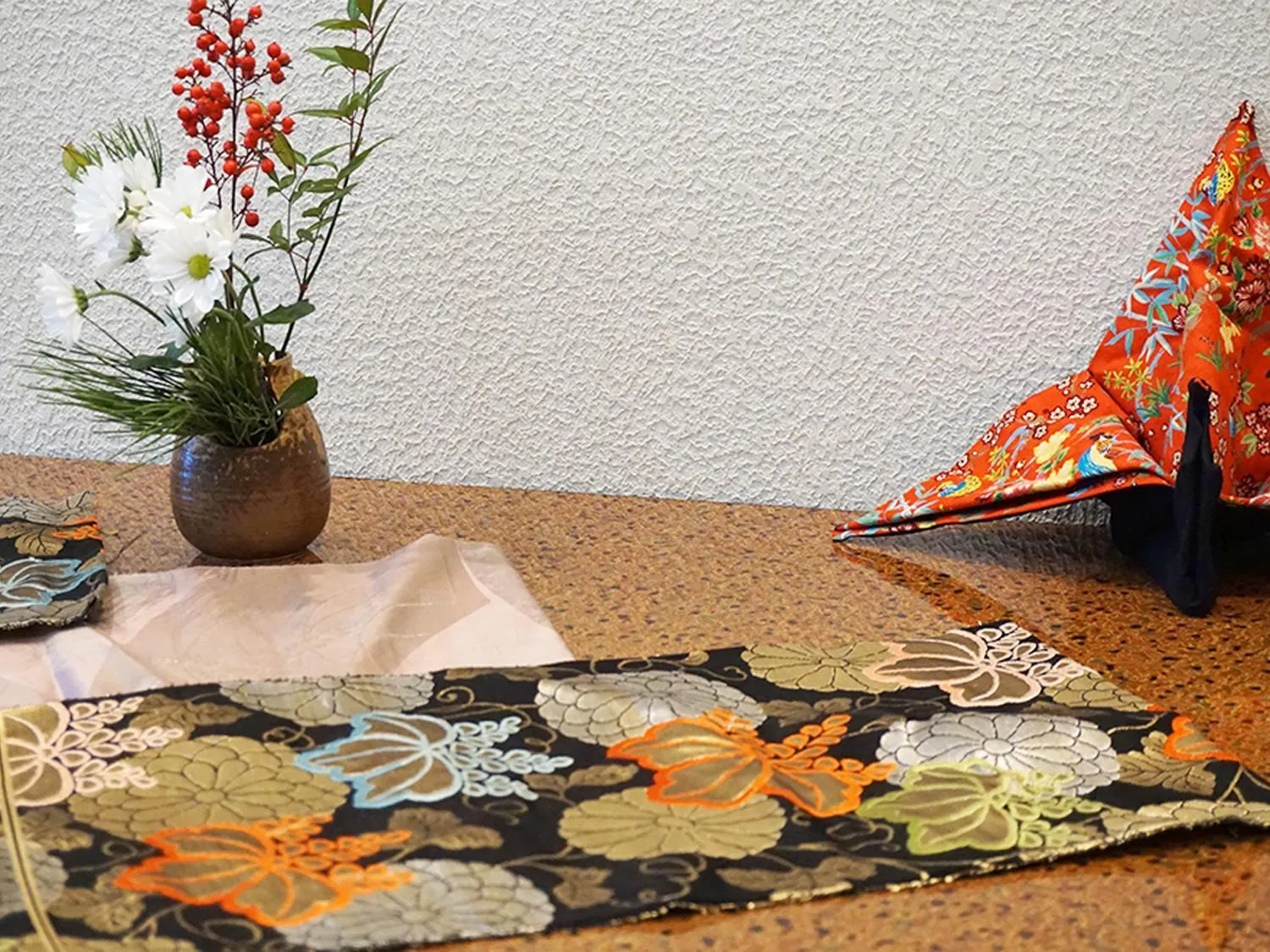 Decorative detail in New Greenpia Tsunan