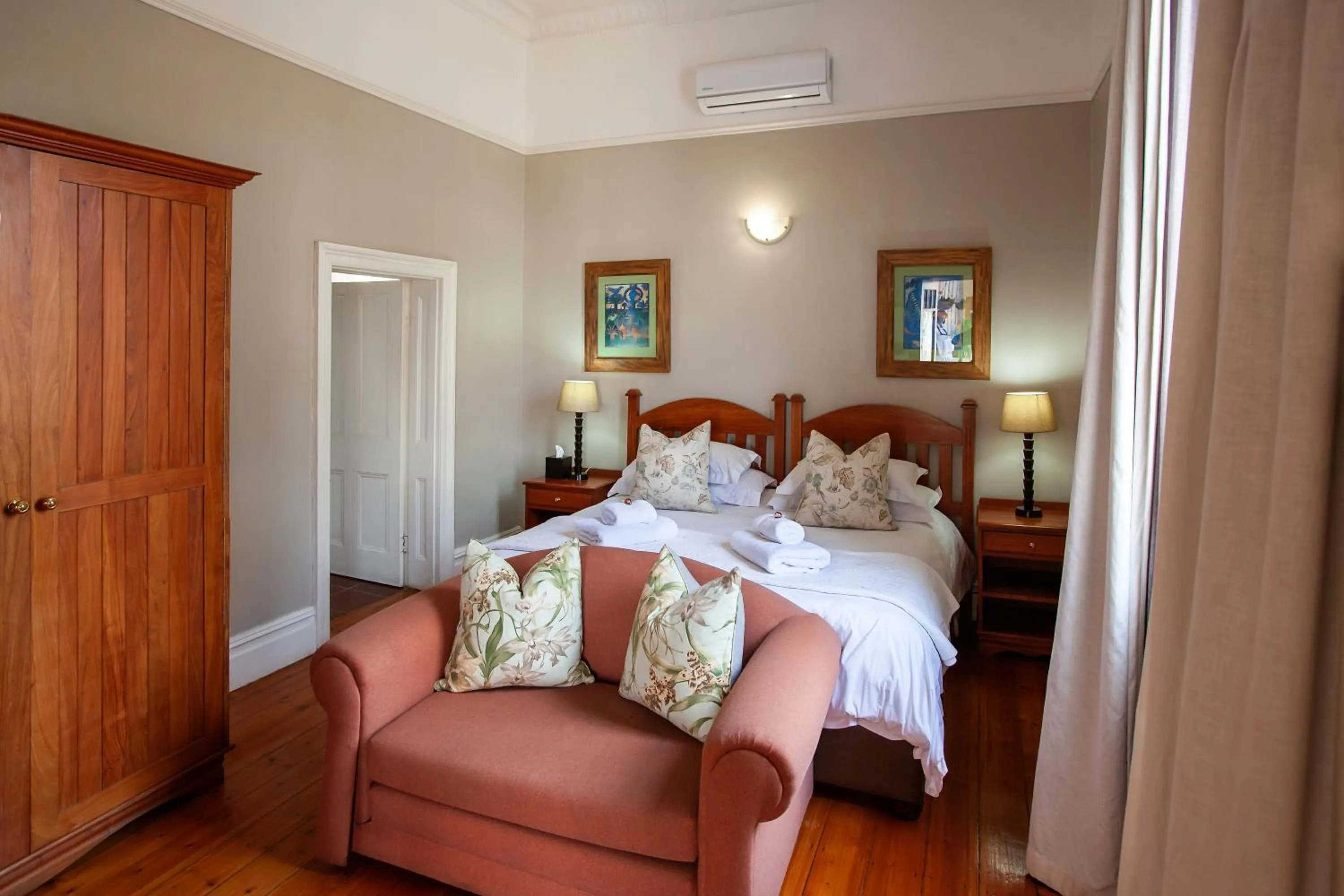 Bedroom, Bed in The Habit Guesthouse