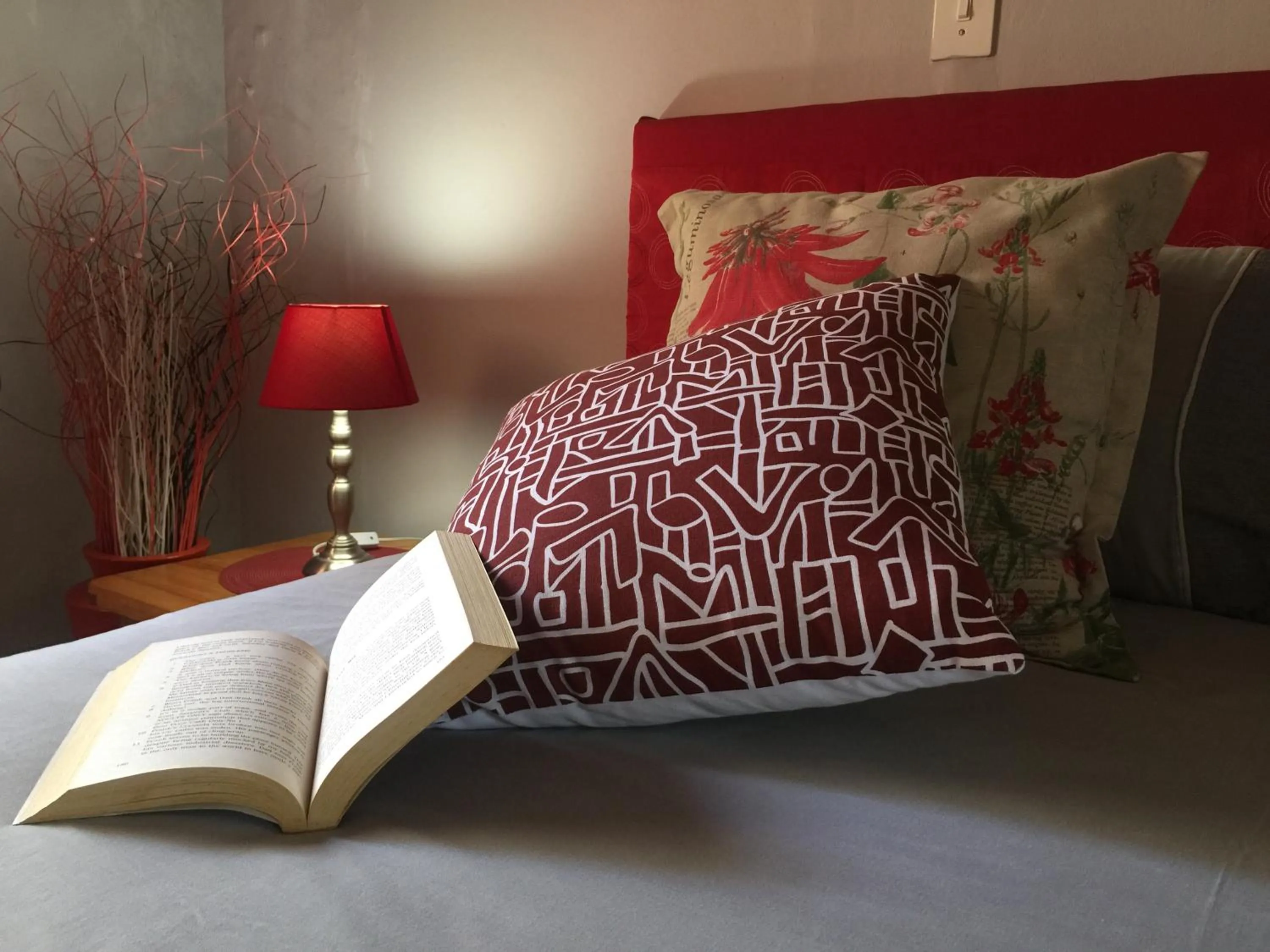 Bed in Sabie Self Catering Apartments