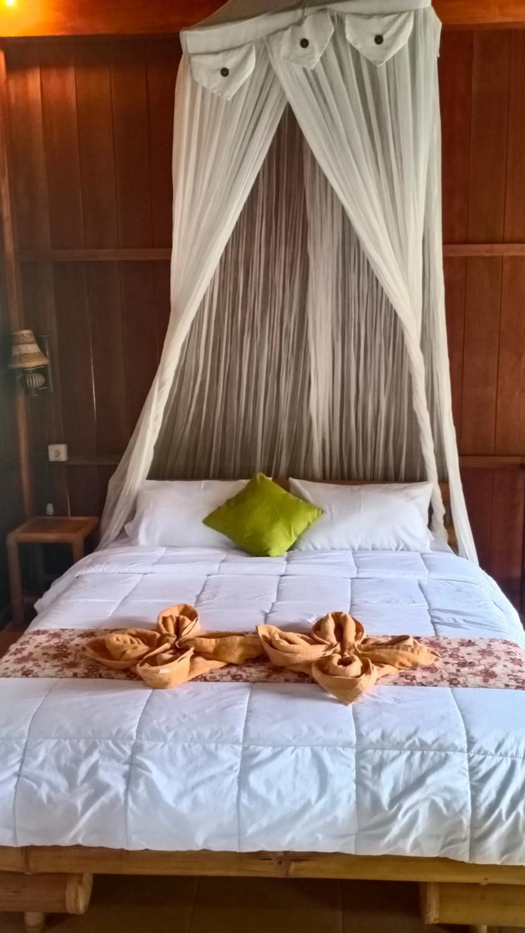 Property building, Bed in Khrisna Hs and Cottages