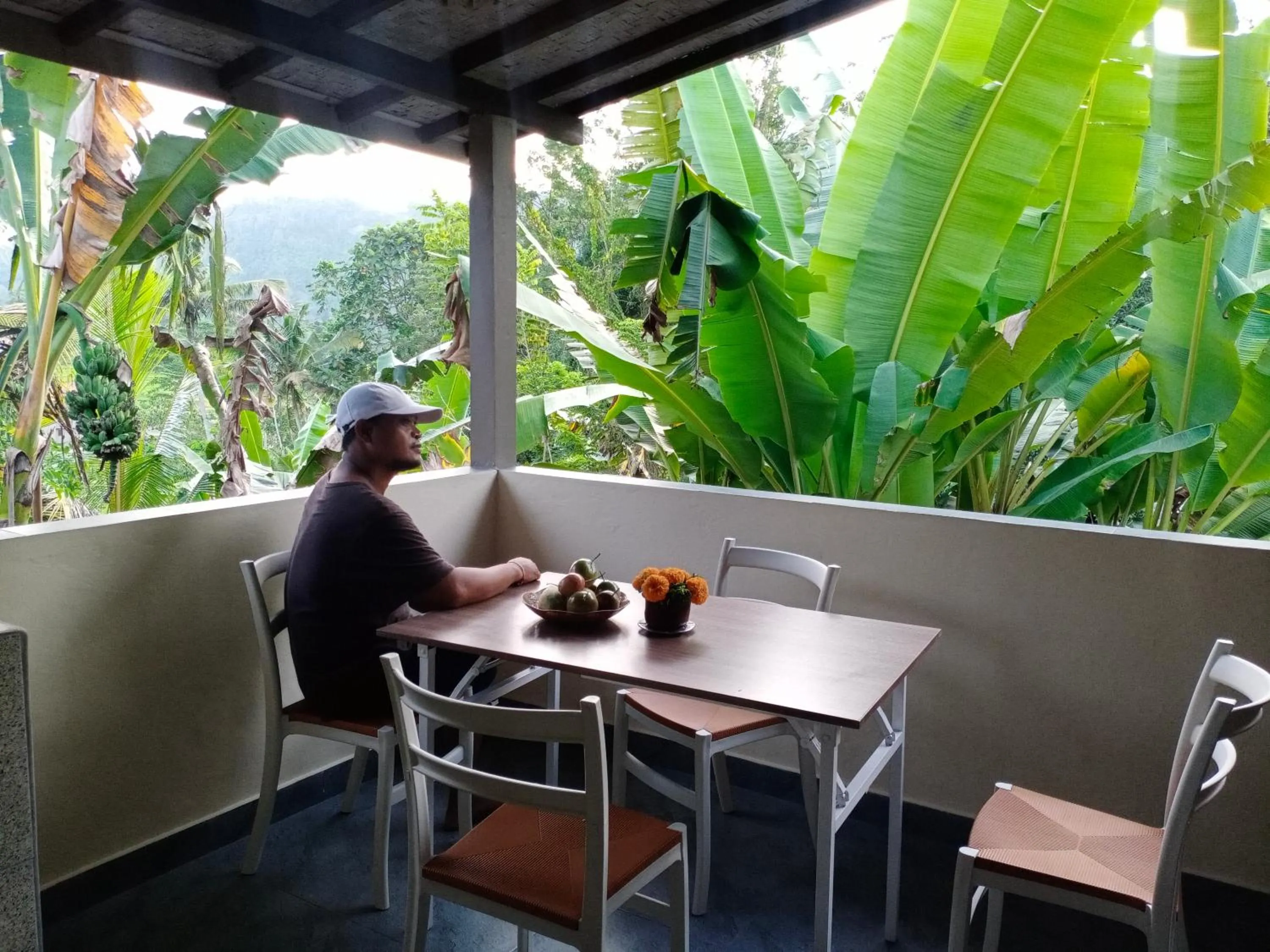 People in Khrisna Hs and Cottages