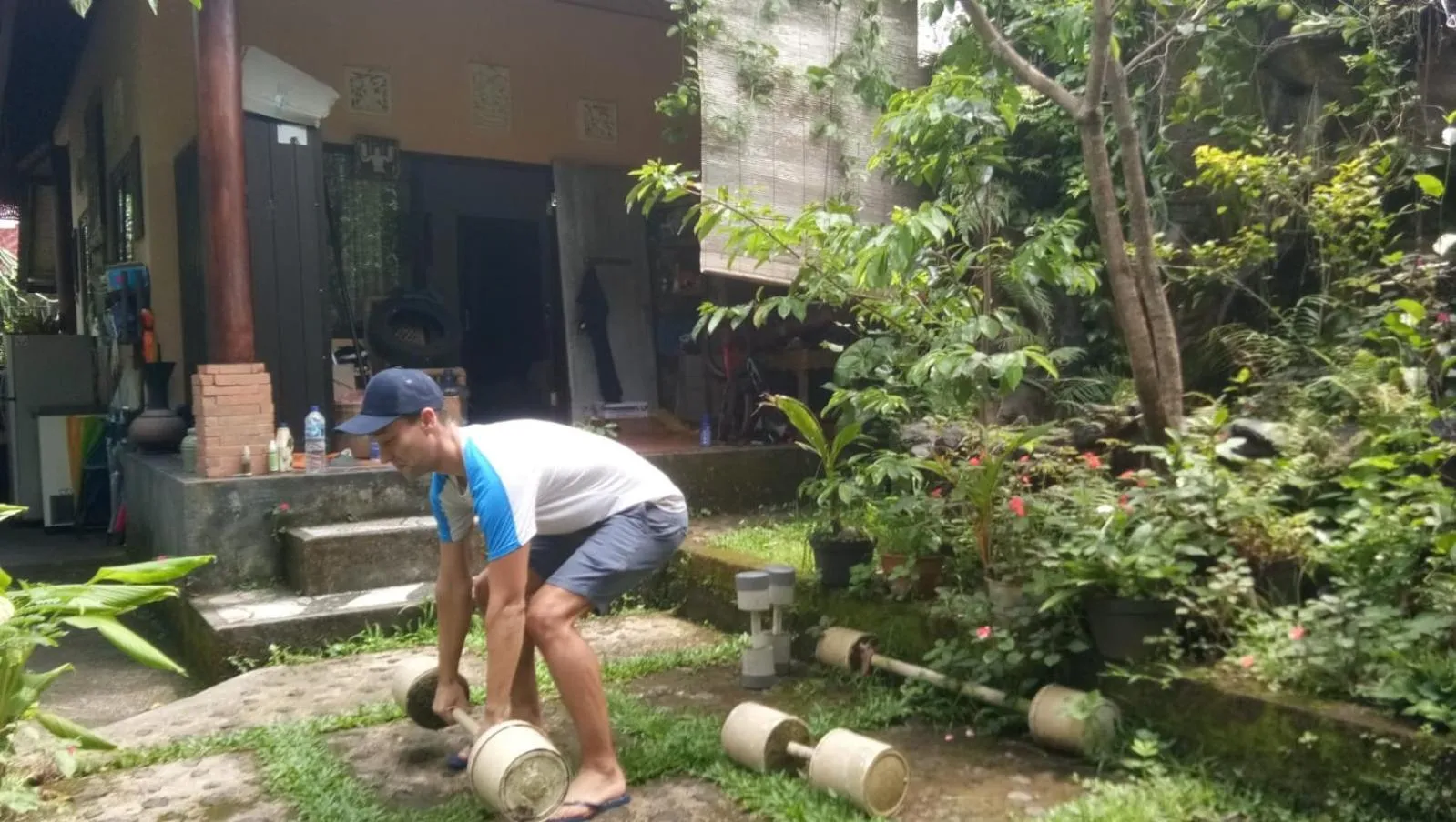 Property building in Khrisna Hs and Cottages