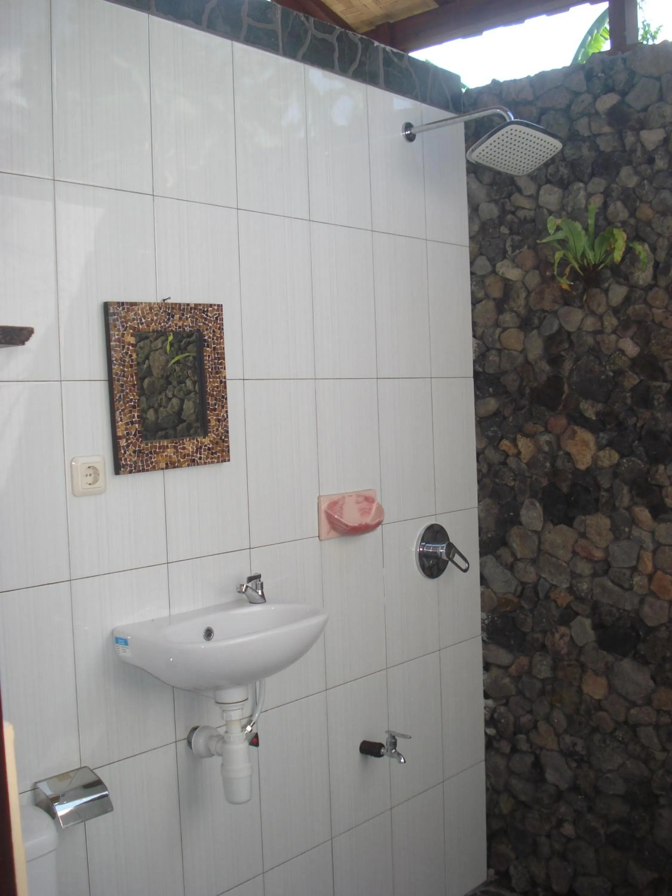 Bathroom in Khrisna Hs and Cottages