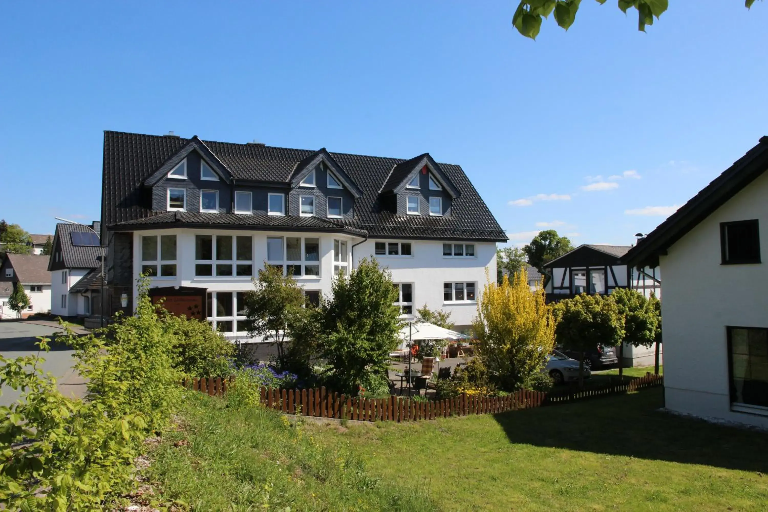 Pension und Ferienwohnungen Schweinsberg Pension und Ferienwohnungen Schweinsberg