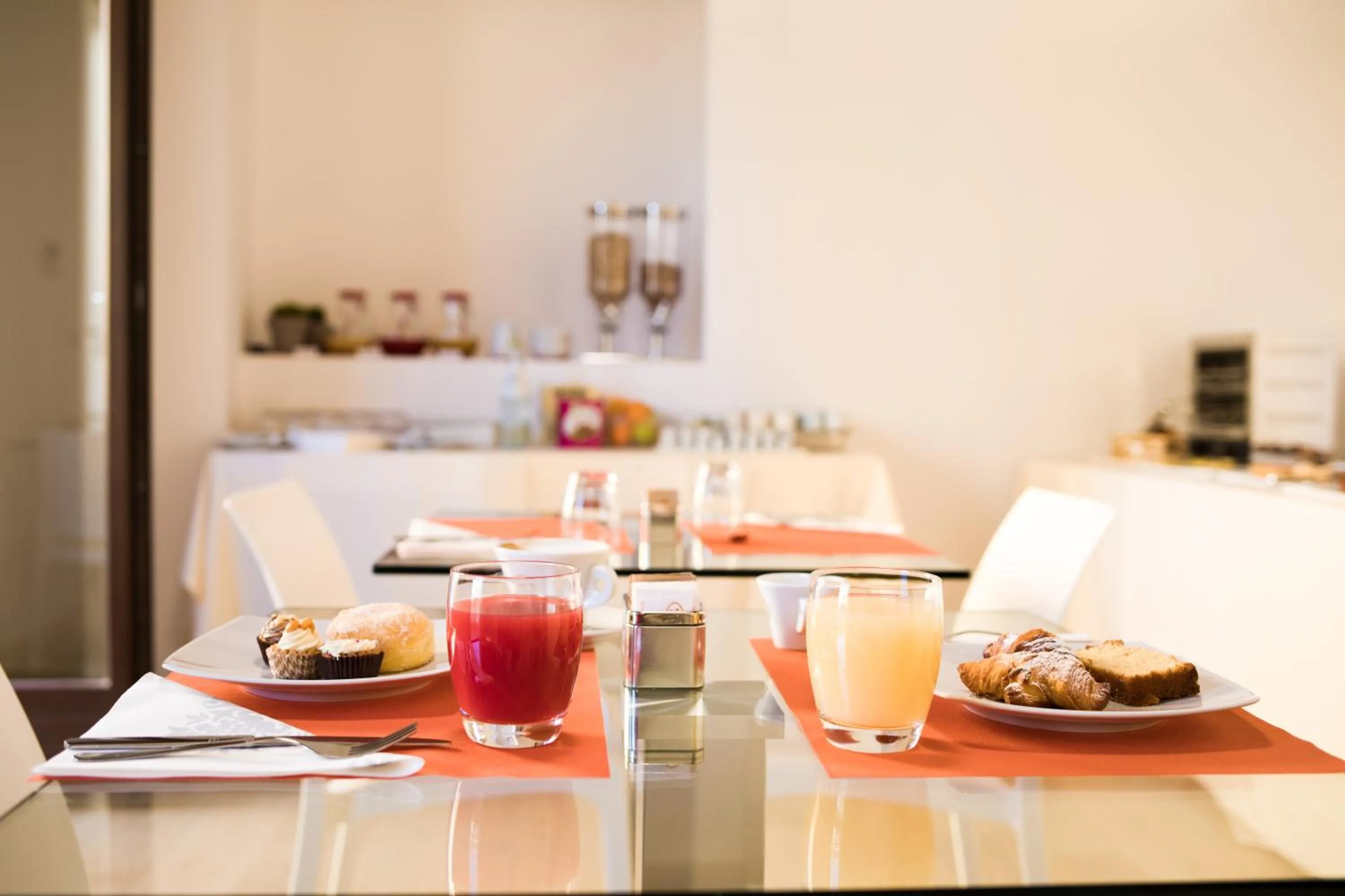 Breakfast in Di Sabatino Resort - Suite Apartments & Spa