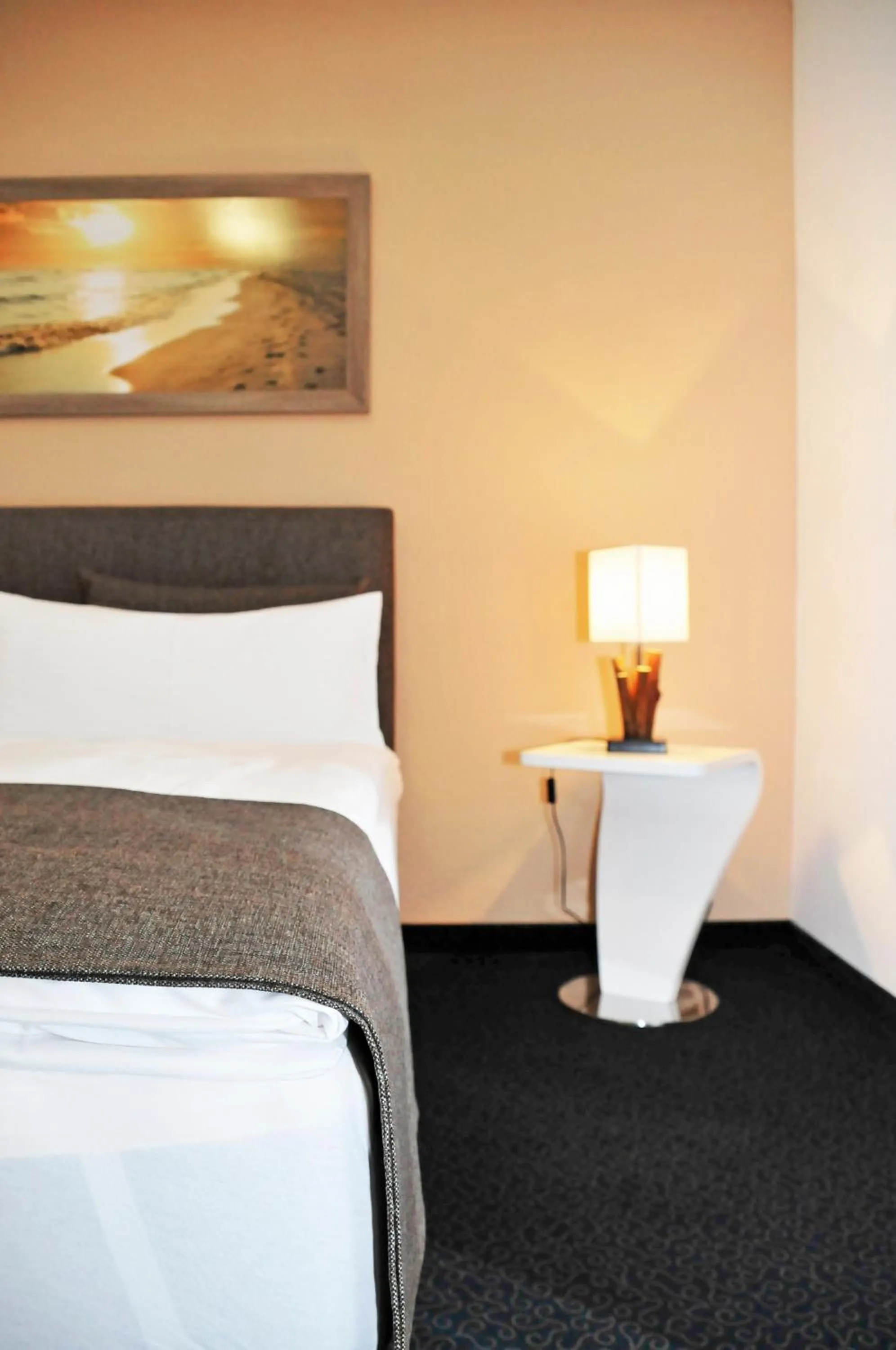 Bed in Hotel zum Brunnen