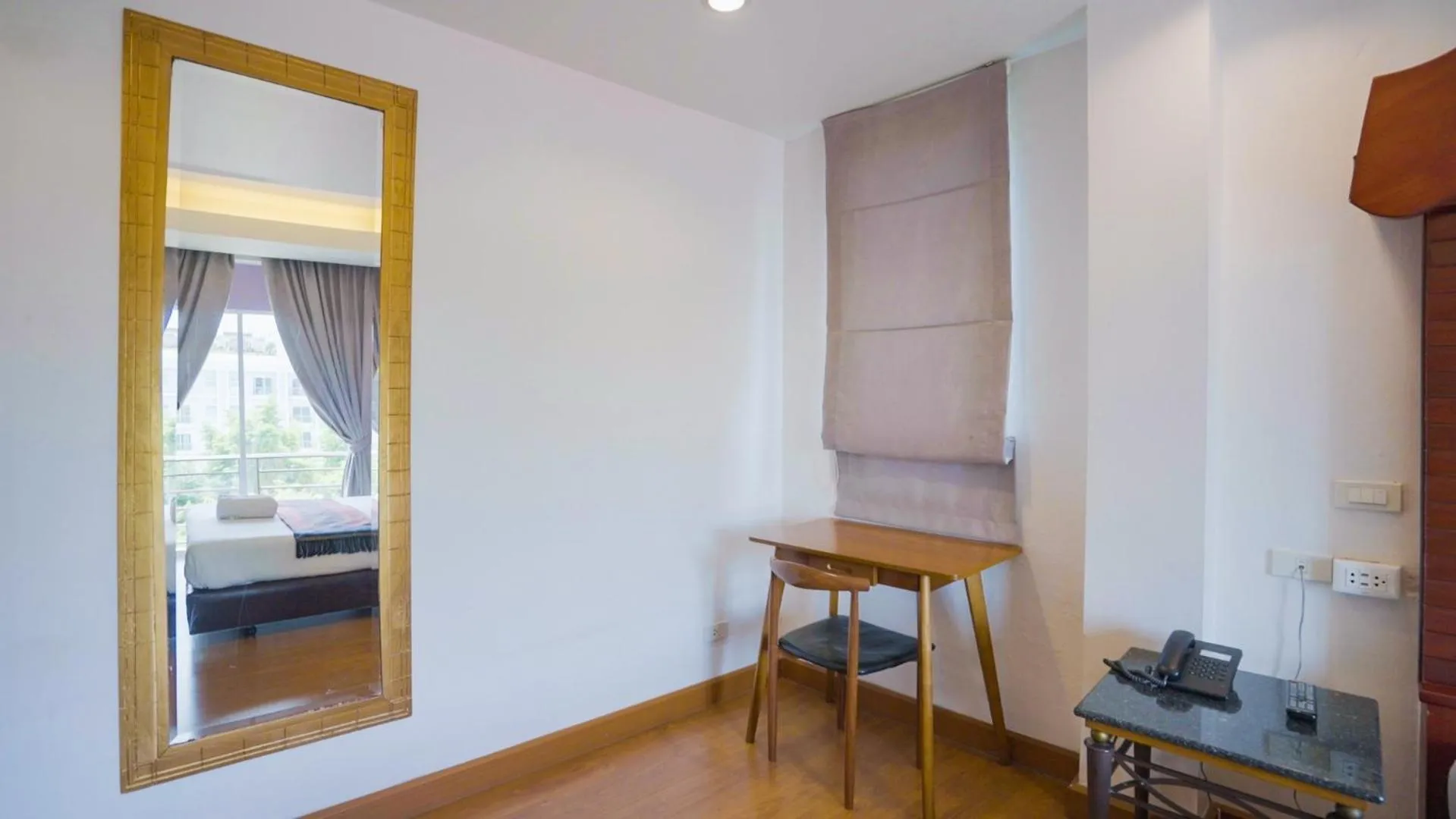 Photo of the whole room in Korbua House