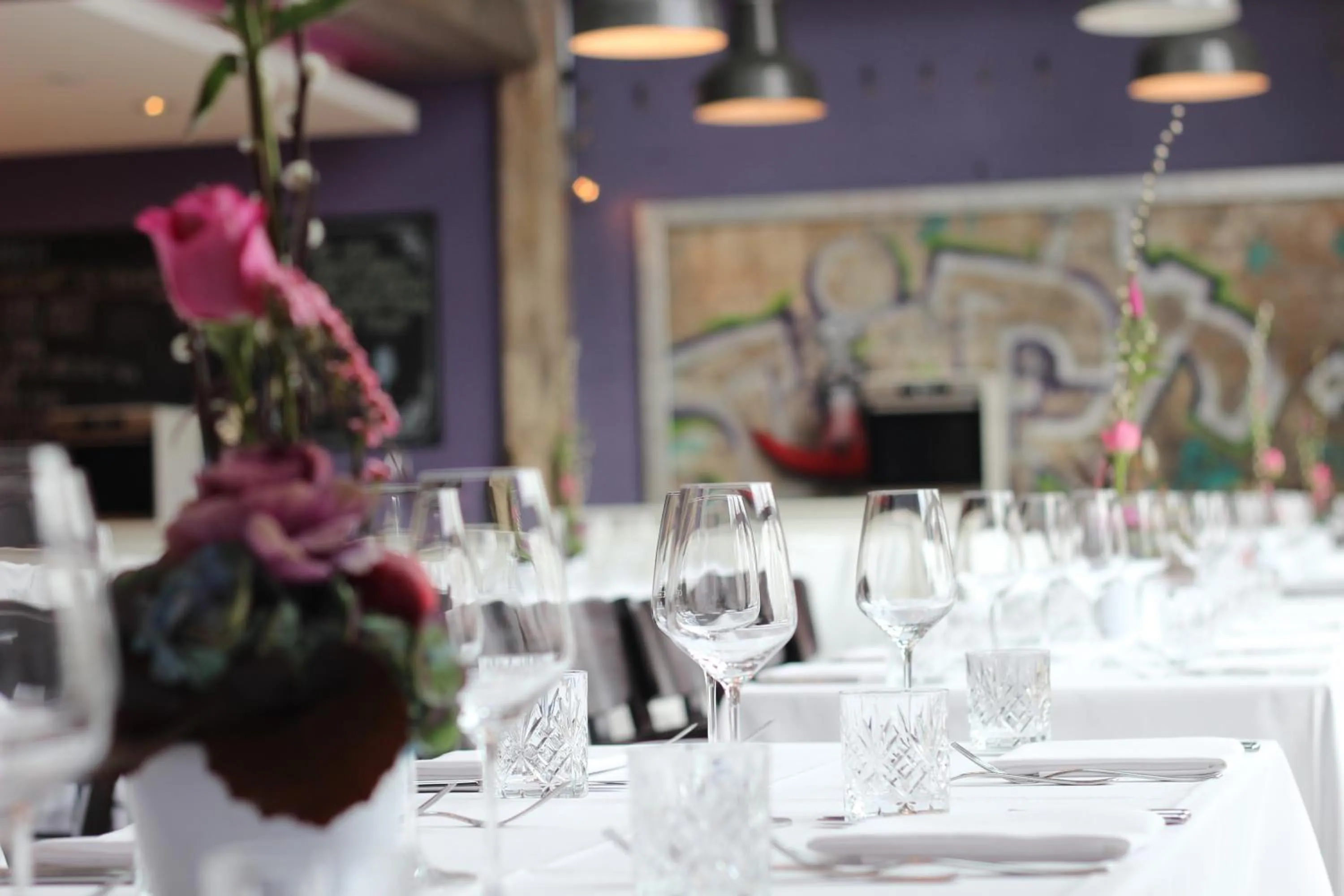 Restaurant/places to eat in Altes Stahlwerk Business & Lifestyle Hotel