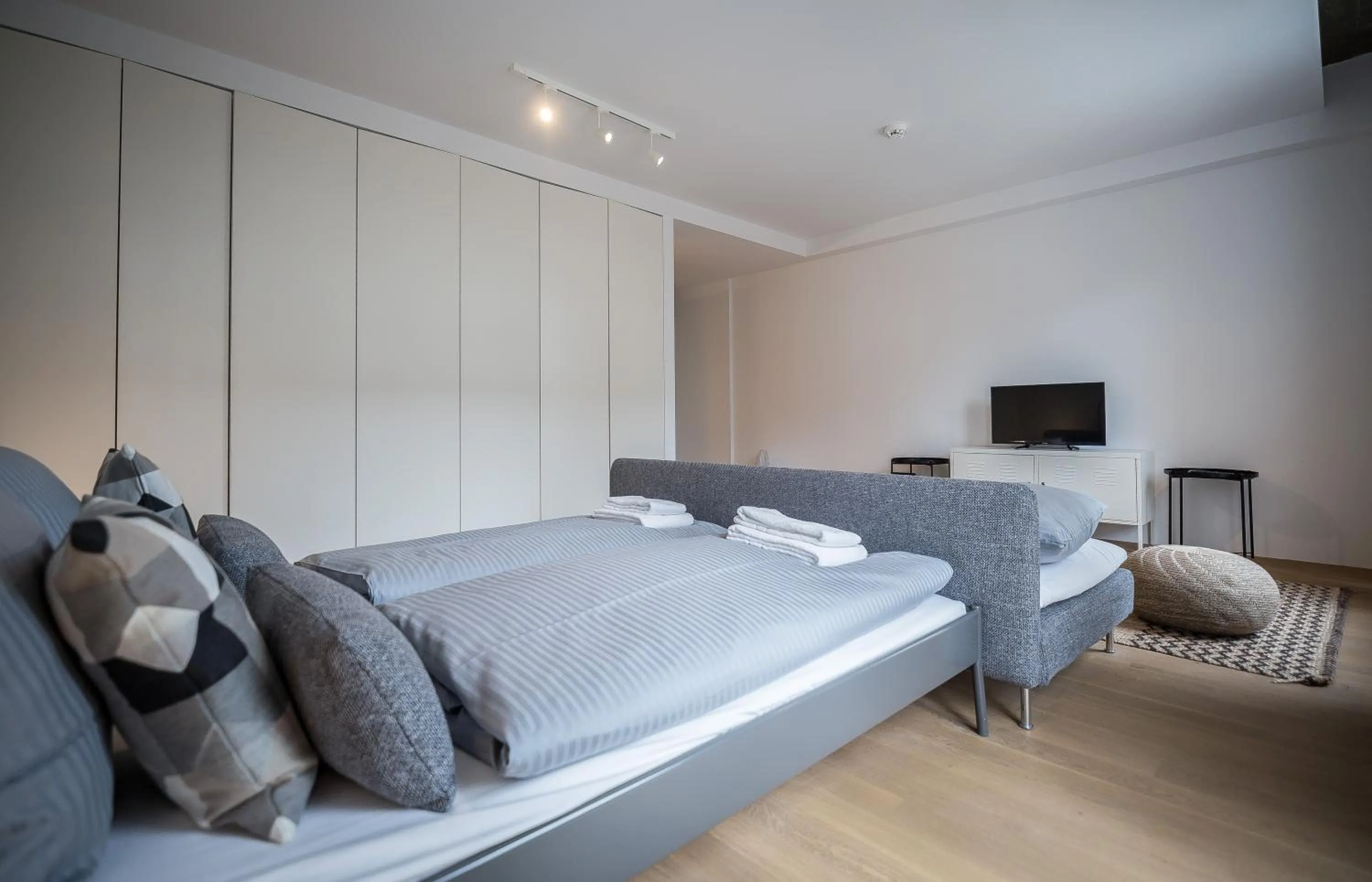 Bed in Nena Apartments Metropolpark Berlin - Mitte -Adult Only