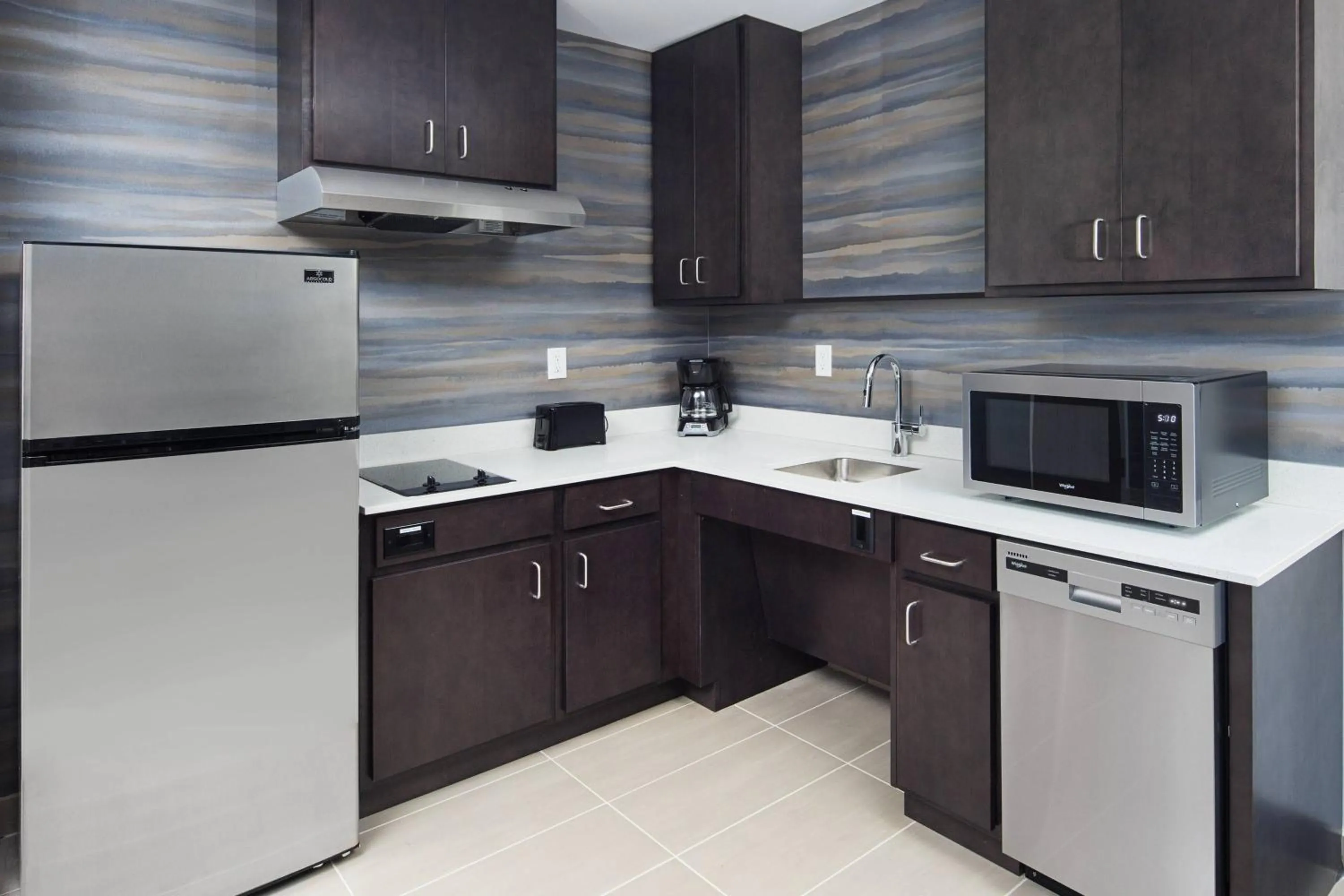 Kitchen or kitchenette in Residence Inn by Marriott Knoxville Downtown