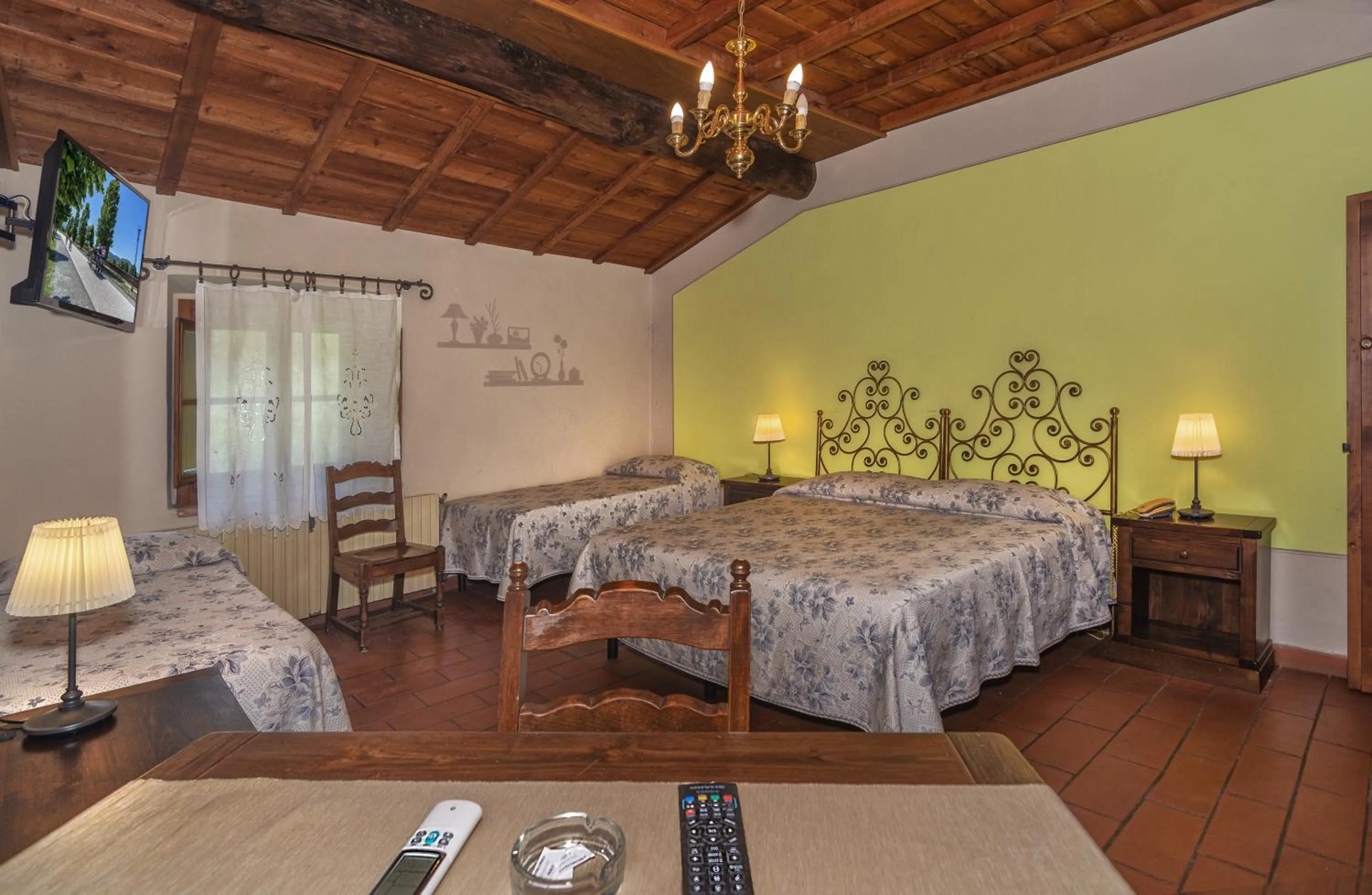 Photo of the whole room, Bed in Hotel Villa Rinascimento