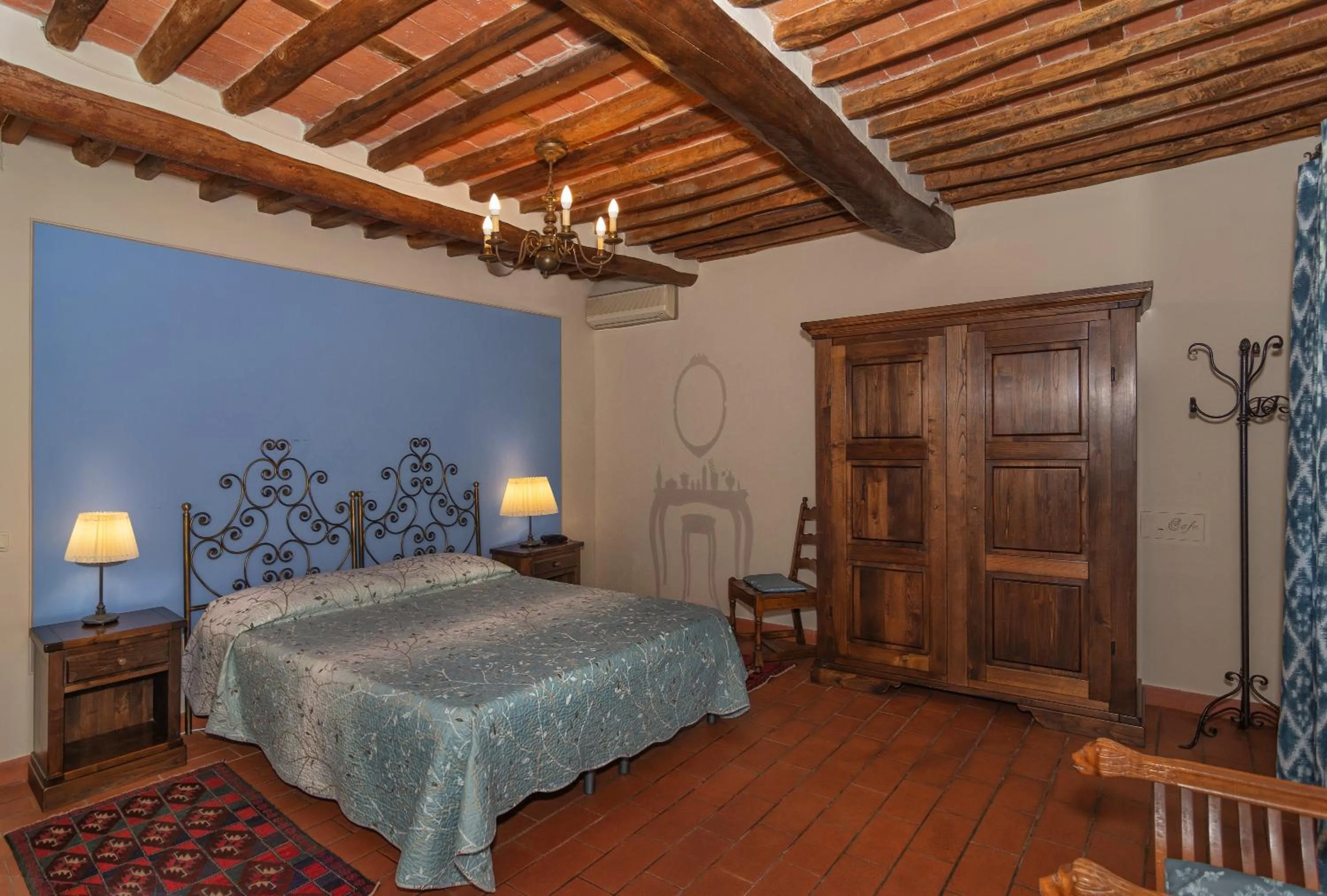 Bed in Hotel Villa Rinascimento