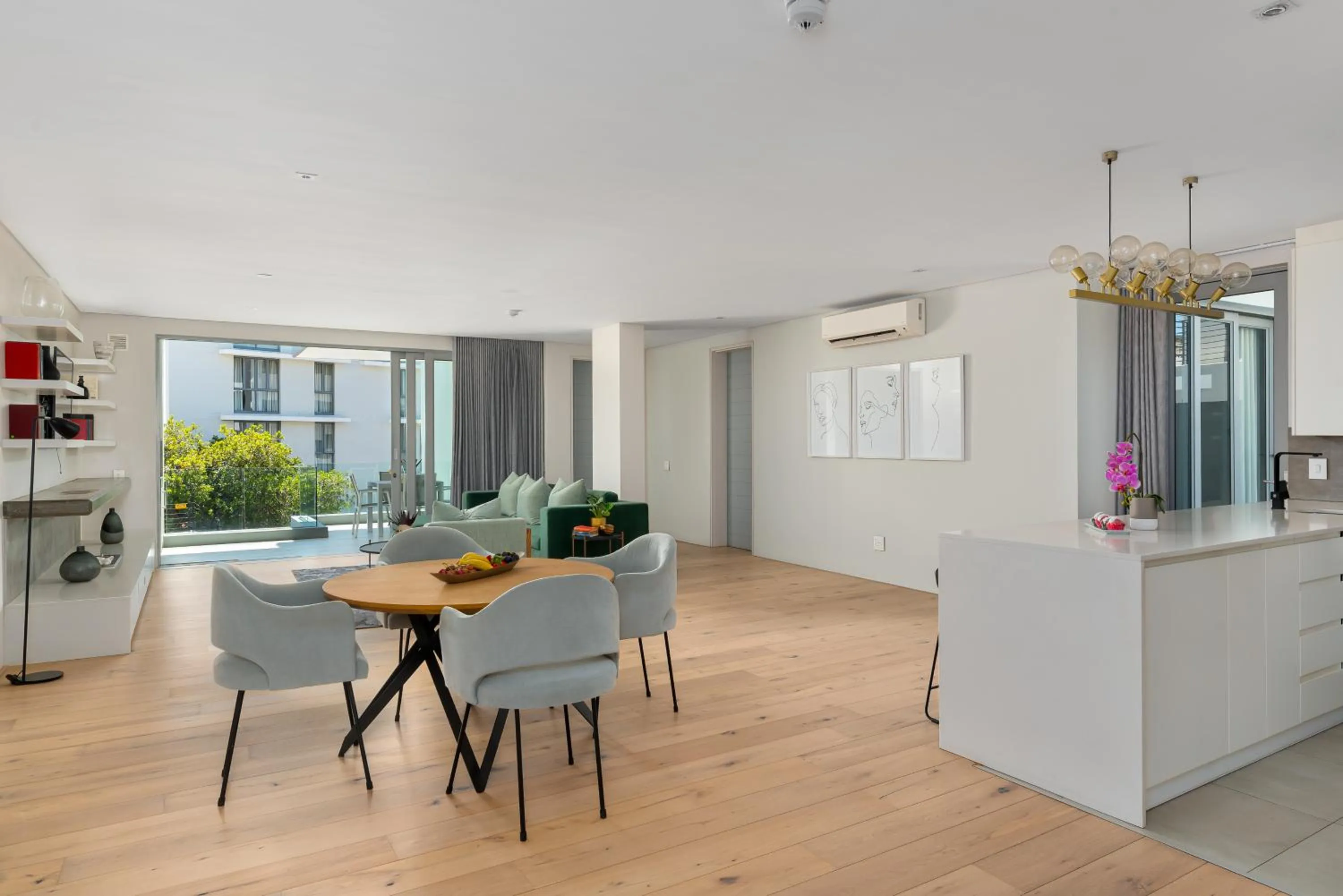 Dining area in Elements Luxury Suites by Totalstay