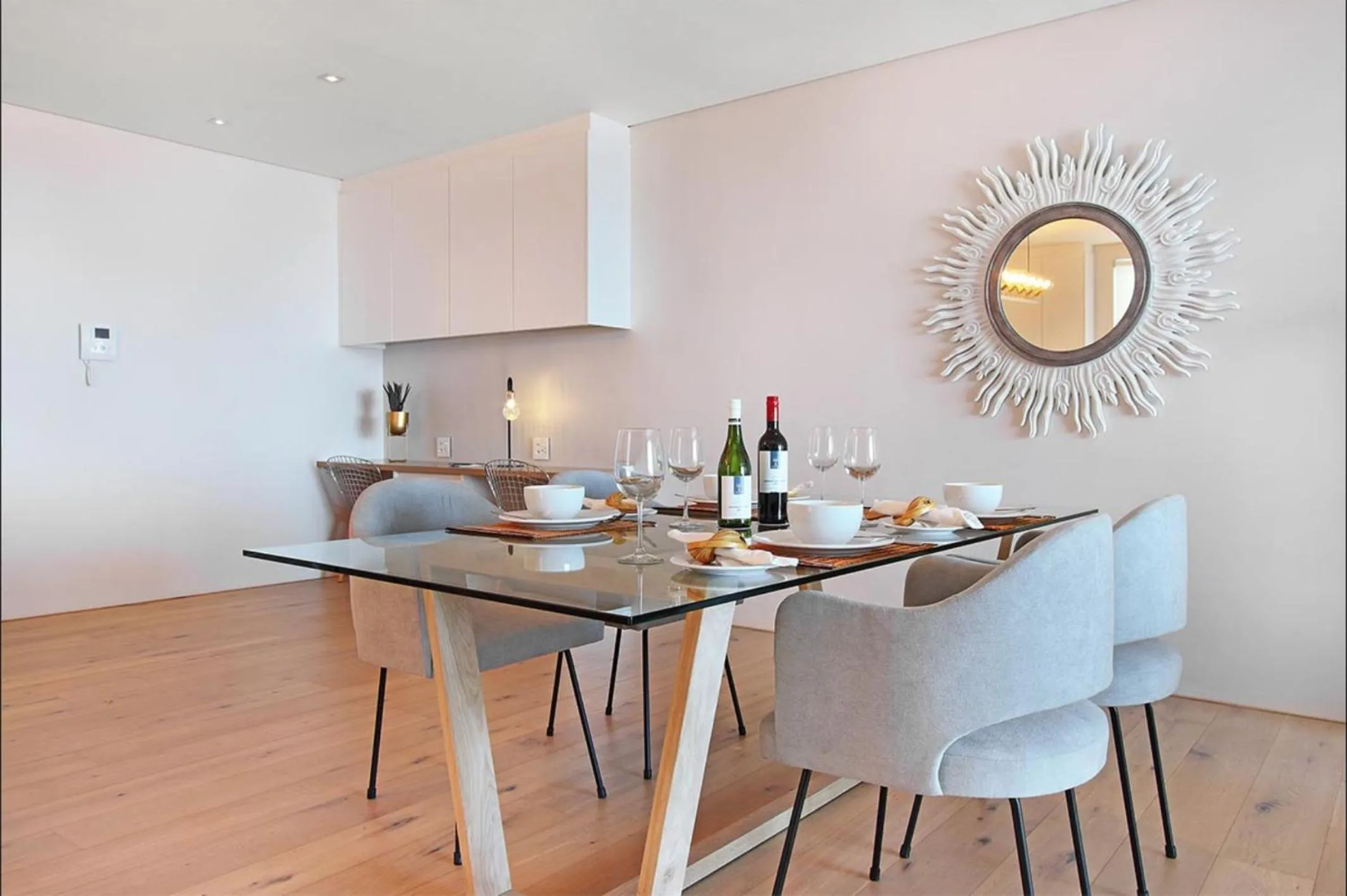 Living room in Elements Luxury Suites by Totalstay