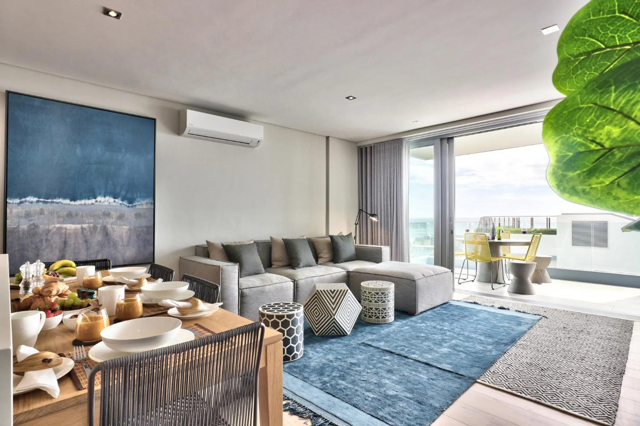 Living room in Elements Luxury Suites by Totalstay