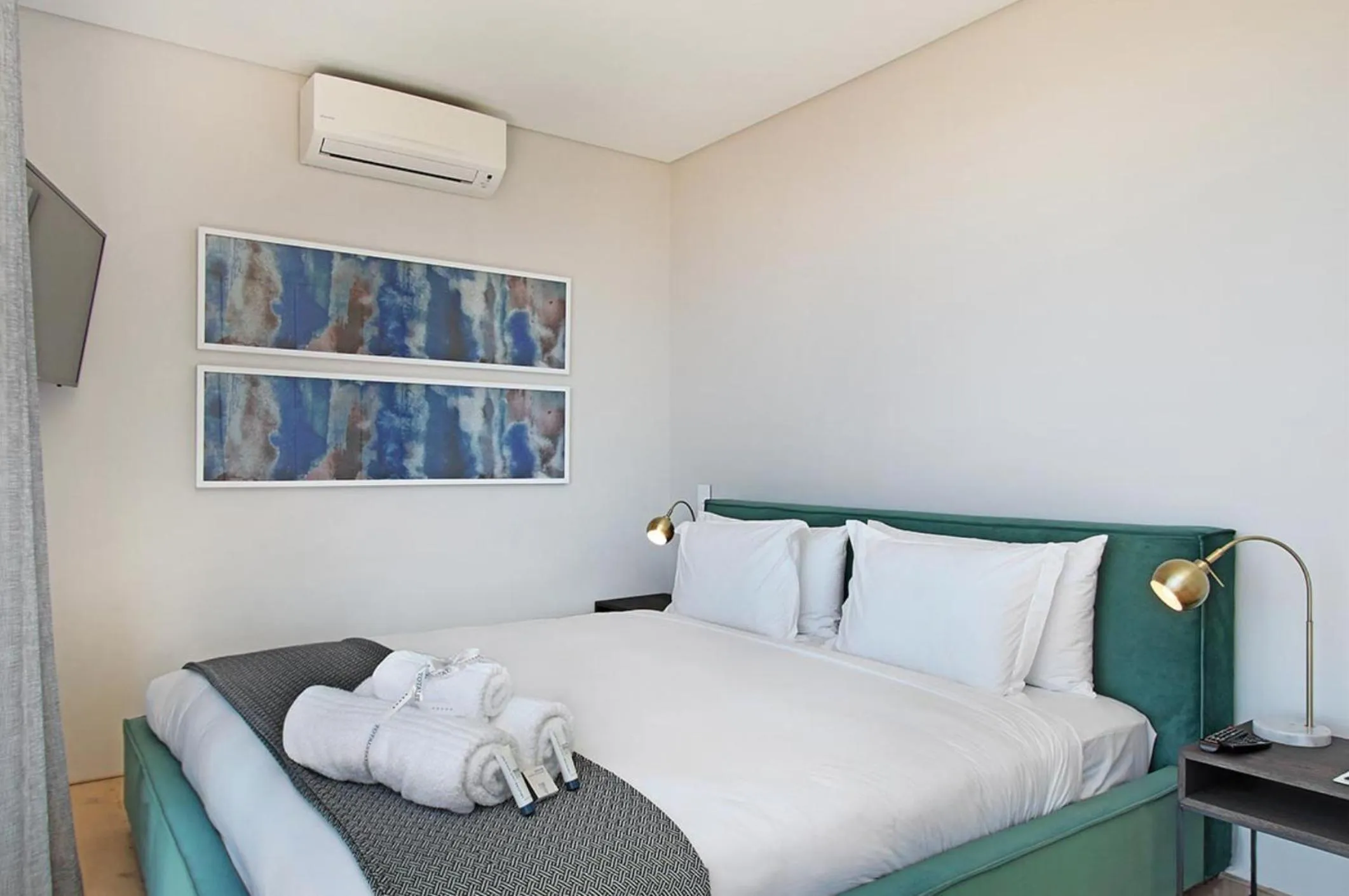 Bedroom in Elements Luxury Suites by Totalstay