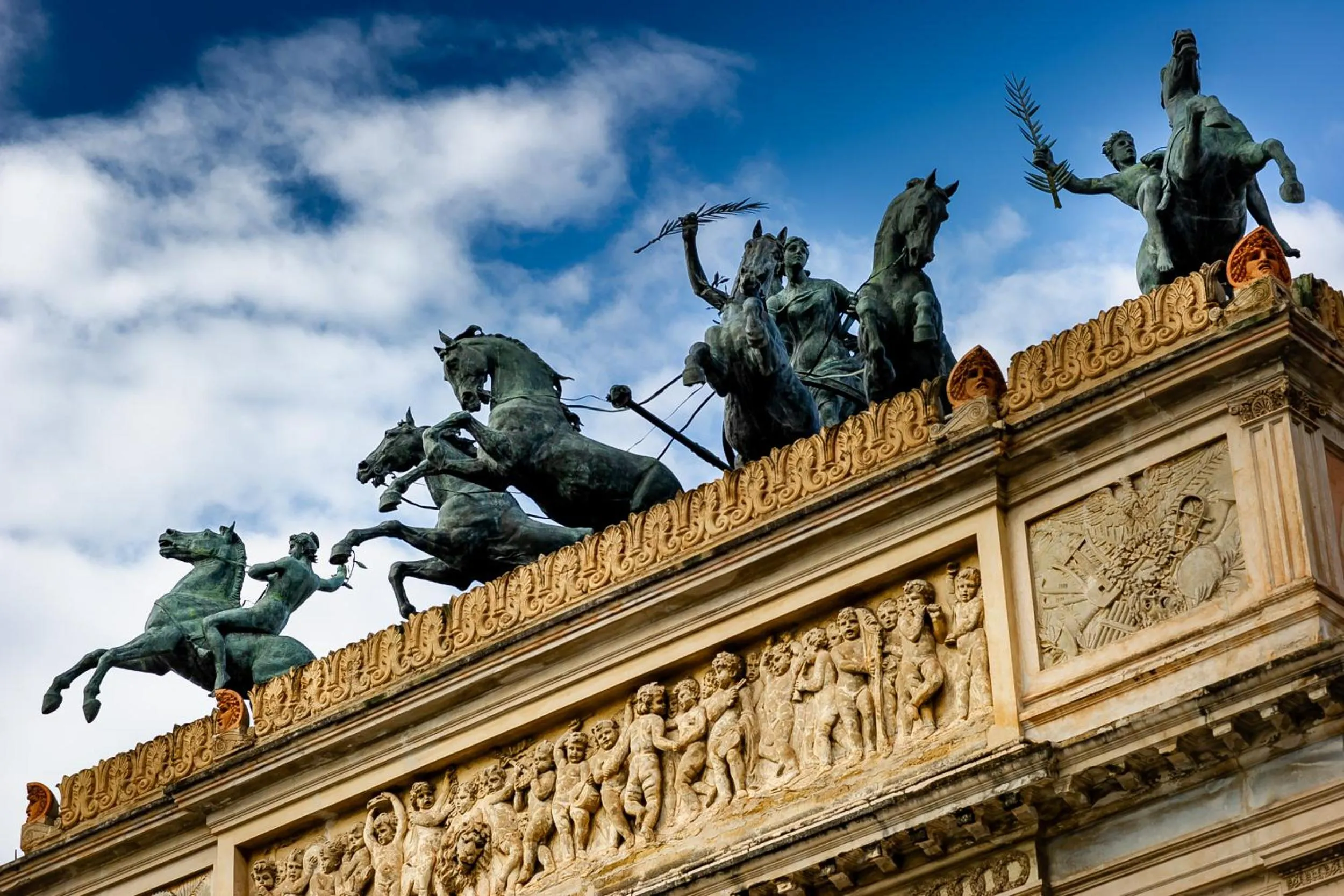 Property building in Hotel Garibaldi